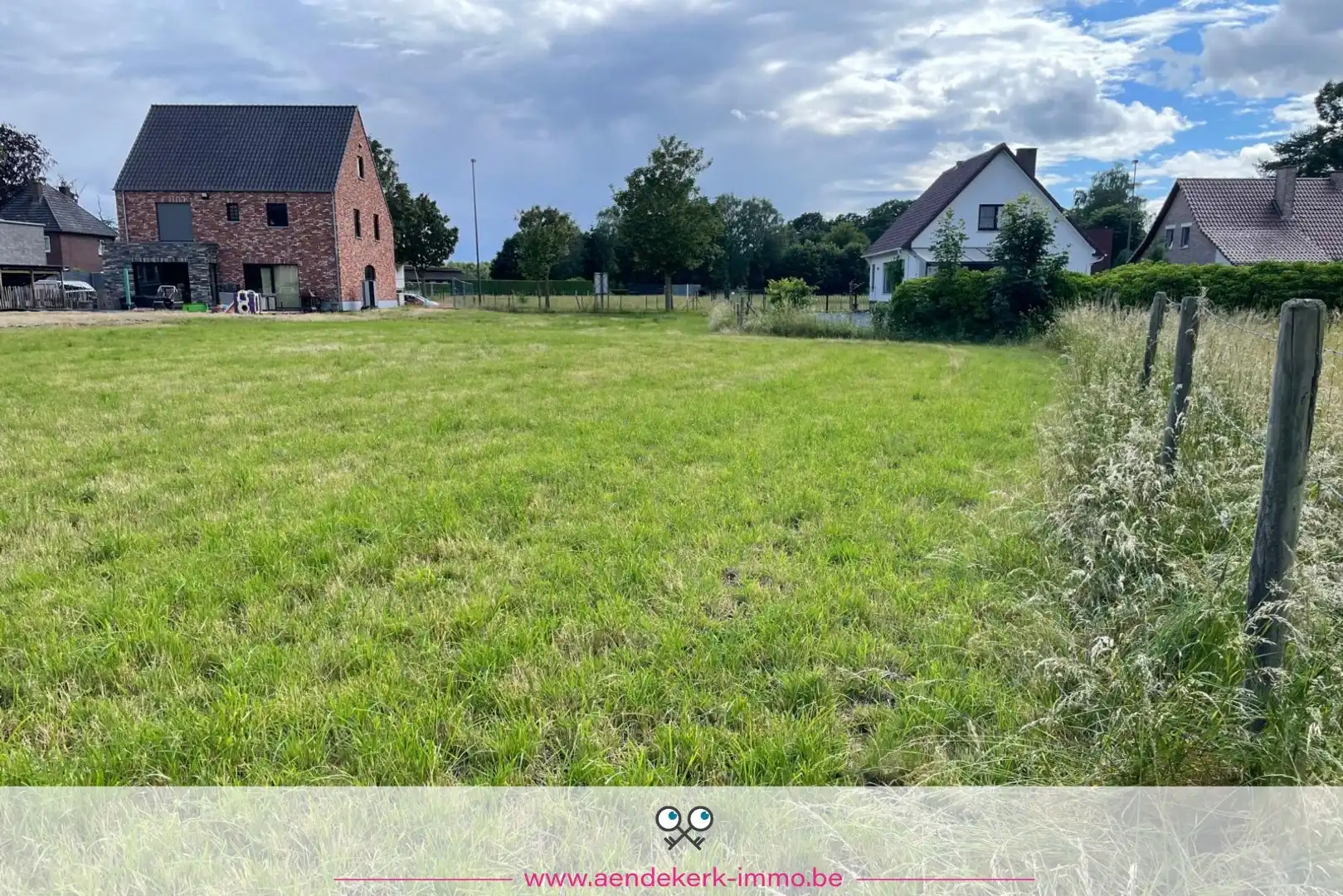 Ruime bouwgrond van 1.518 m² met brede uitlopende tuin in Zutendaal foto 5