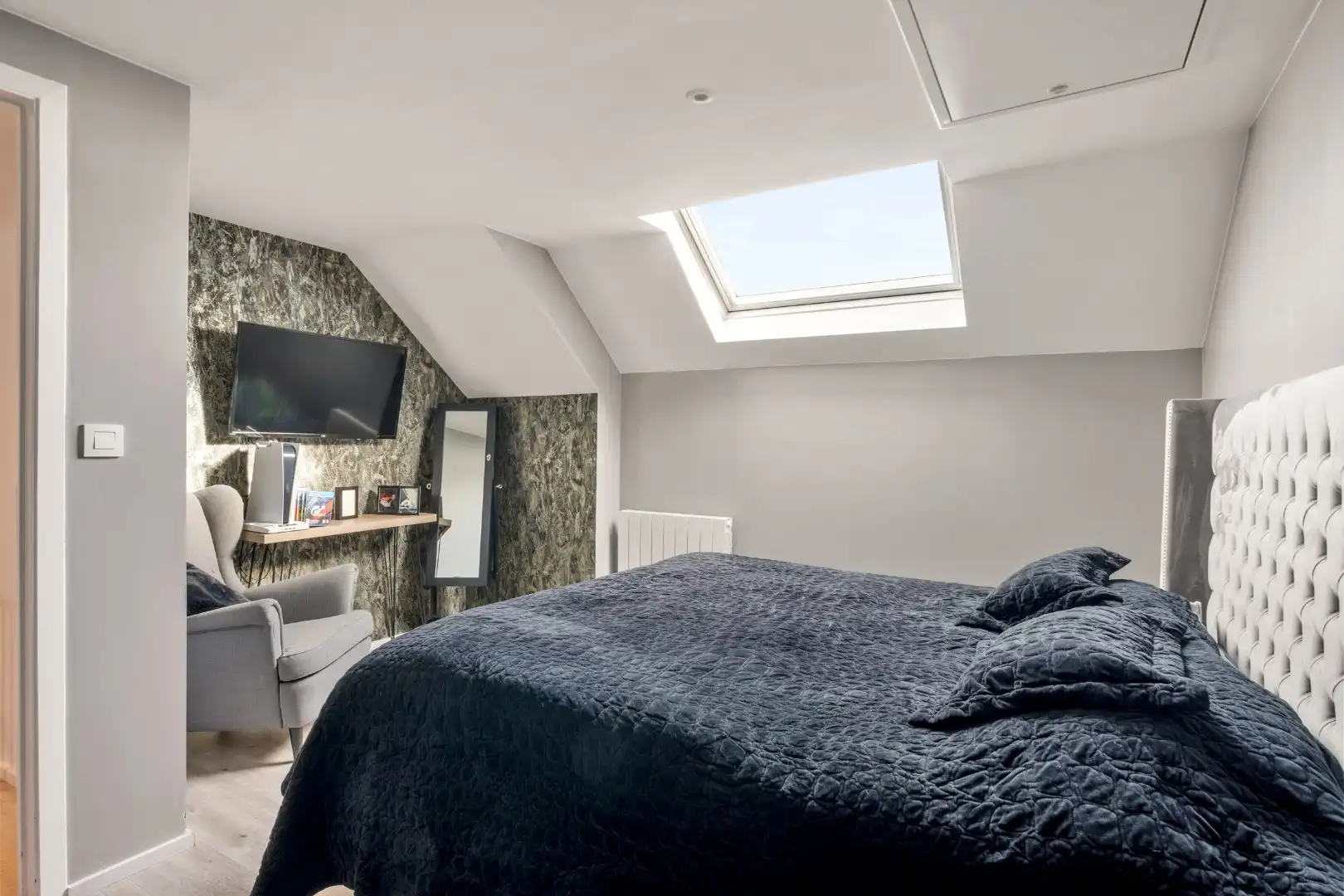 ENERGIEZUINIGE OP-EN-TOP AFGEWERKTE WONING IN TER HAND (GELUWE)  foto 23