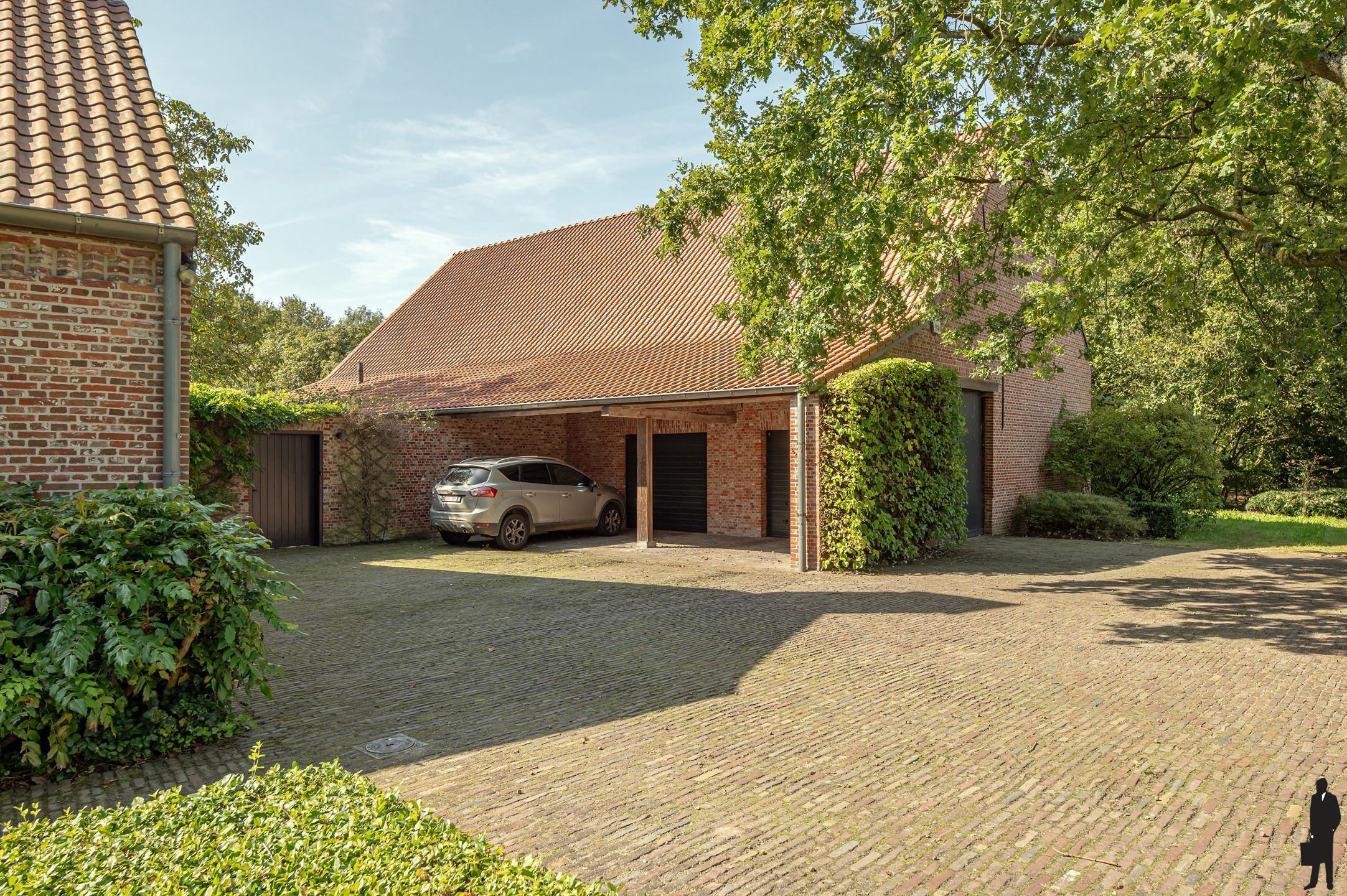 Schitterend landgoed op 25.000m² met boerderij en bijgebouw  foto 32
