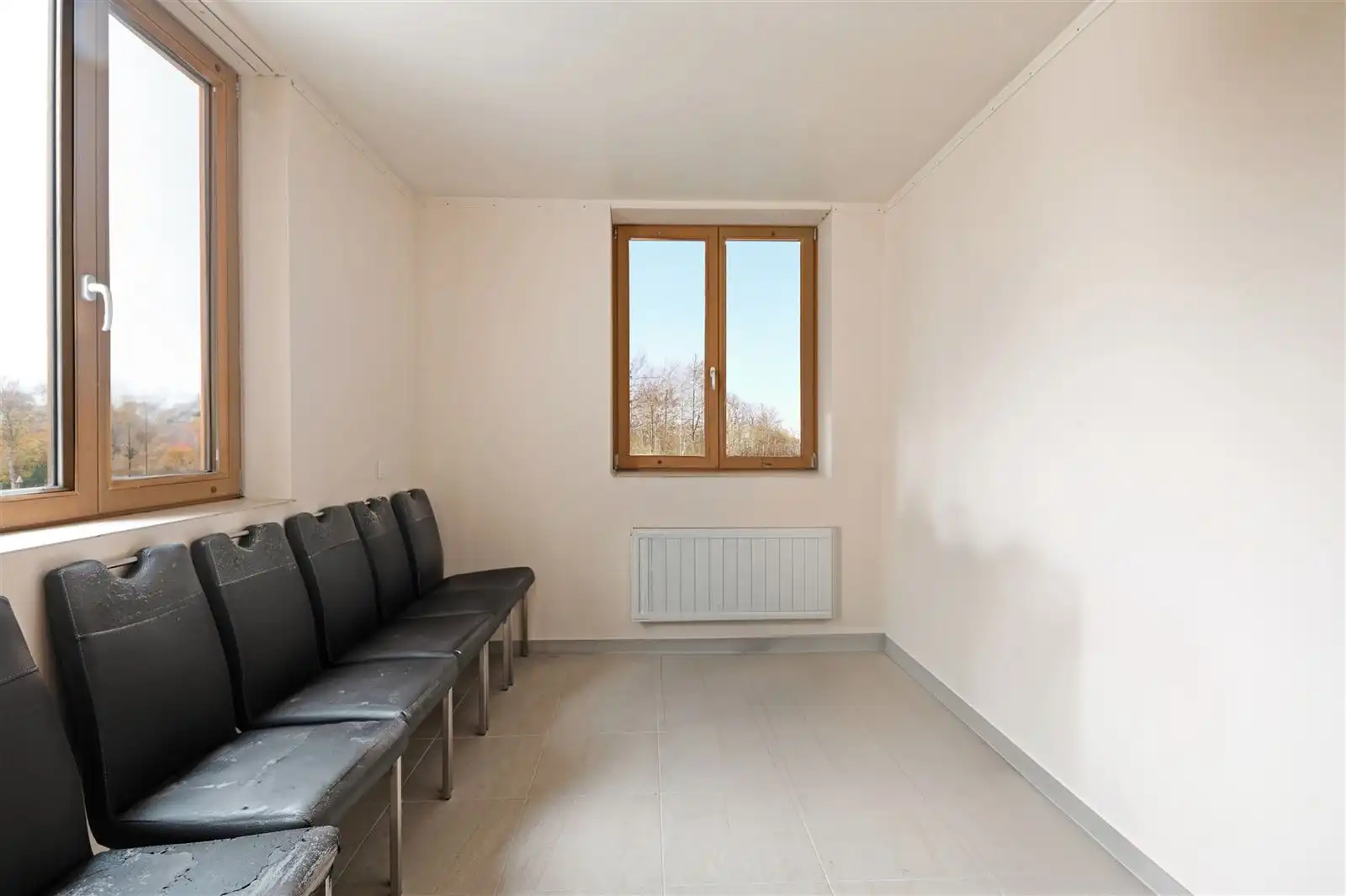 Instapklaar appartement op topligging te Wetteren! foto 7
