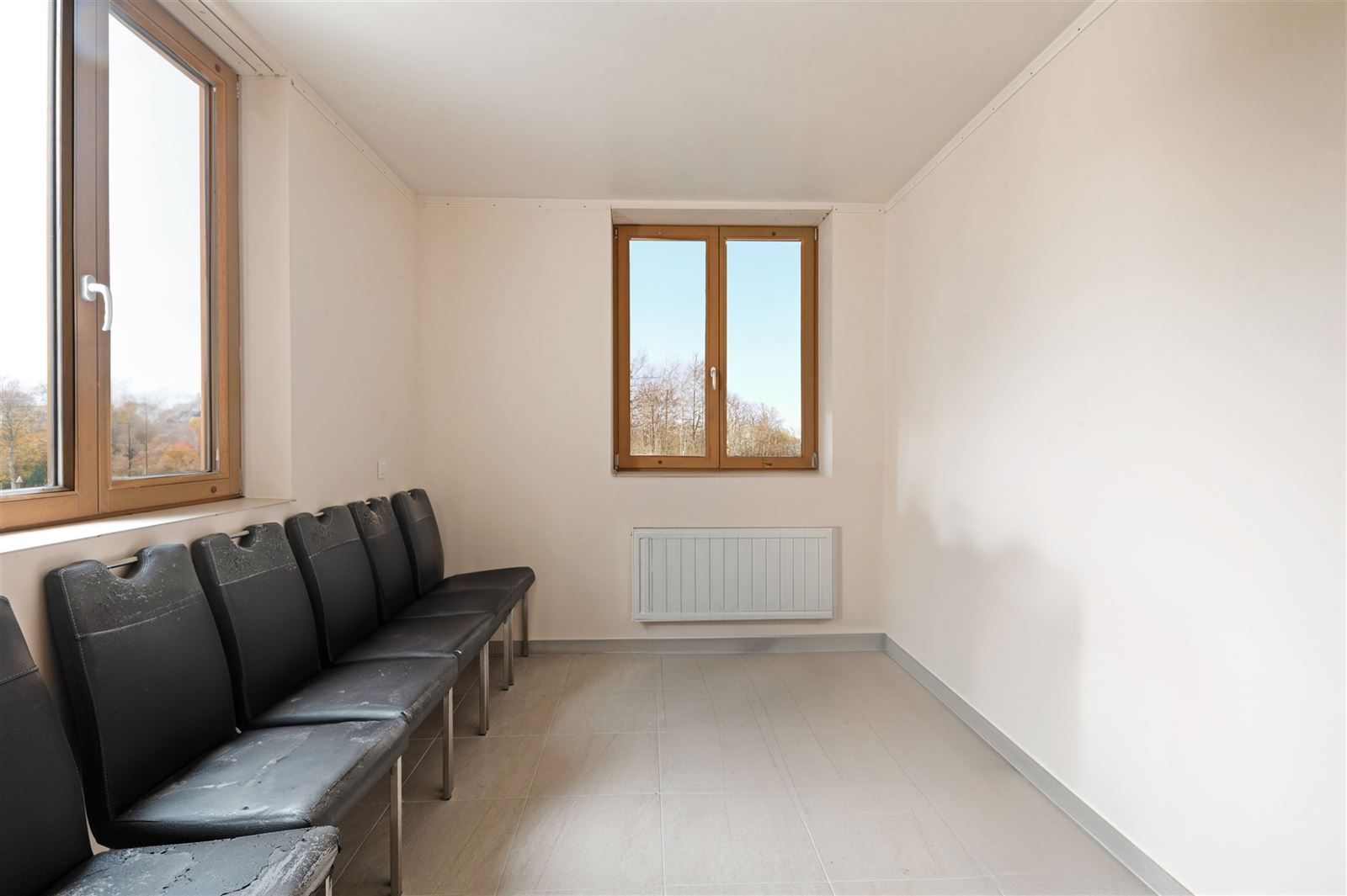 Instapklaar appartement op topligging te Wetteren! foto 7