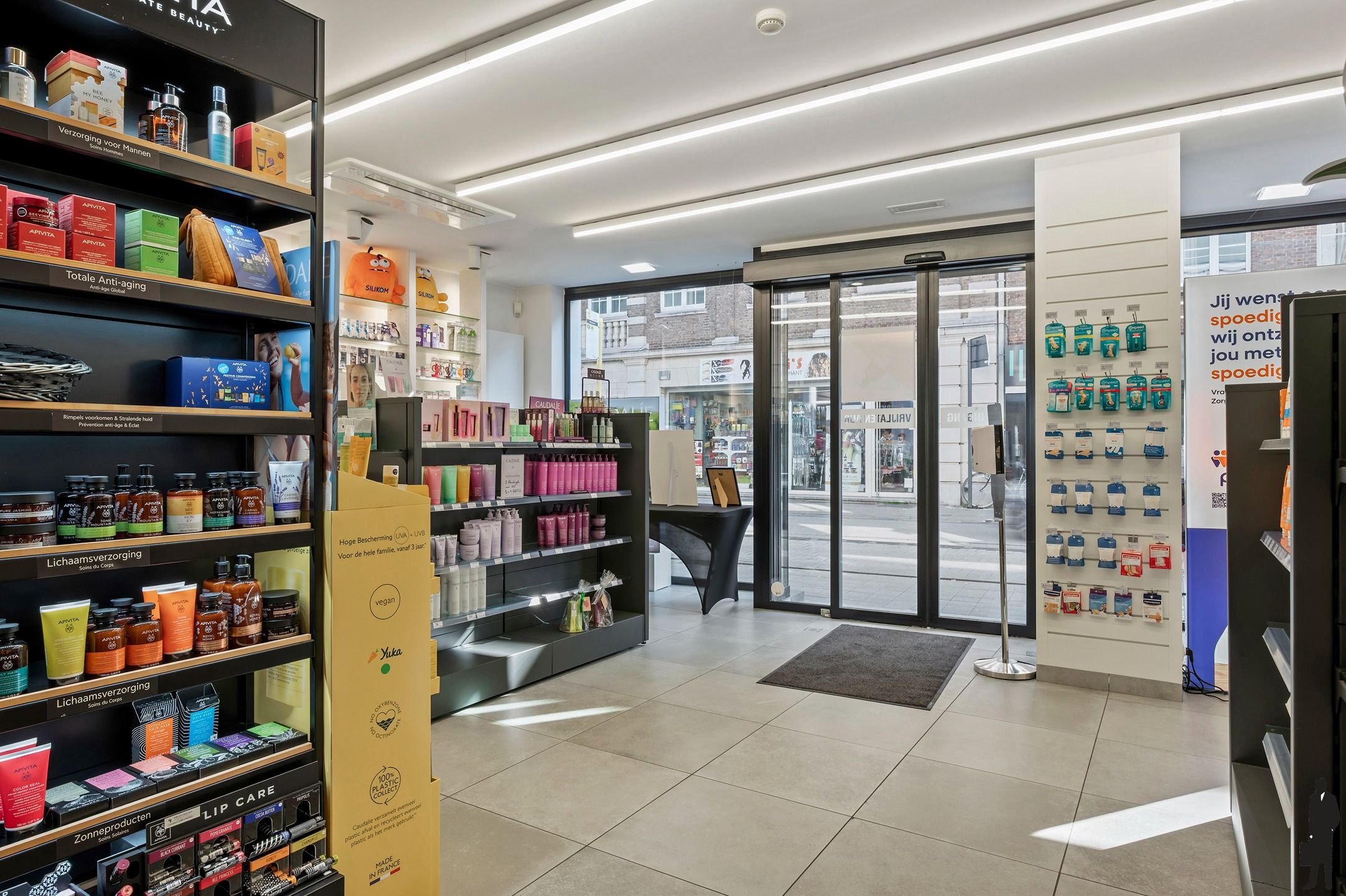 Ruim handelspand van 336 m² in centrum Turnhout foto 3