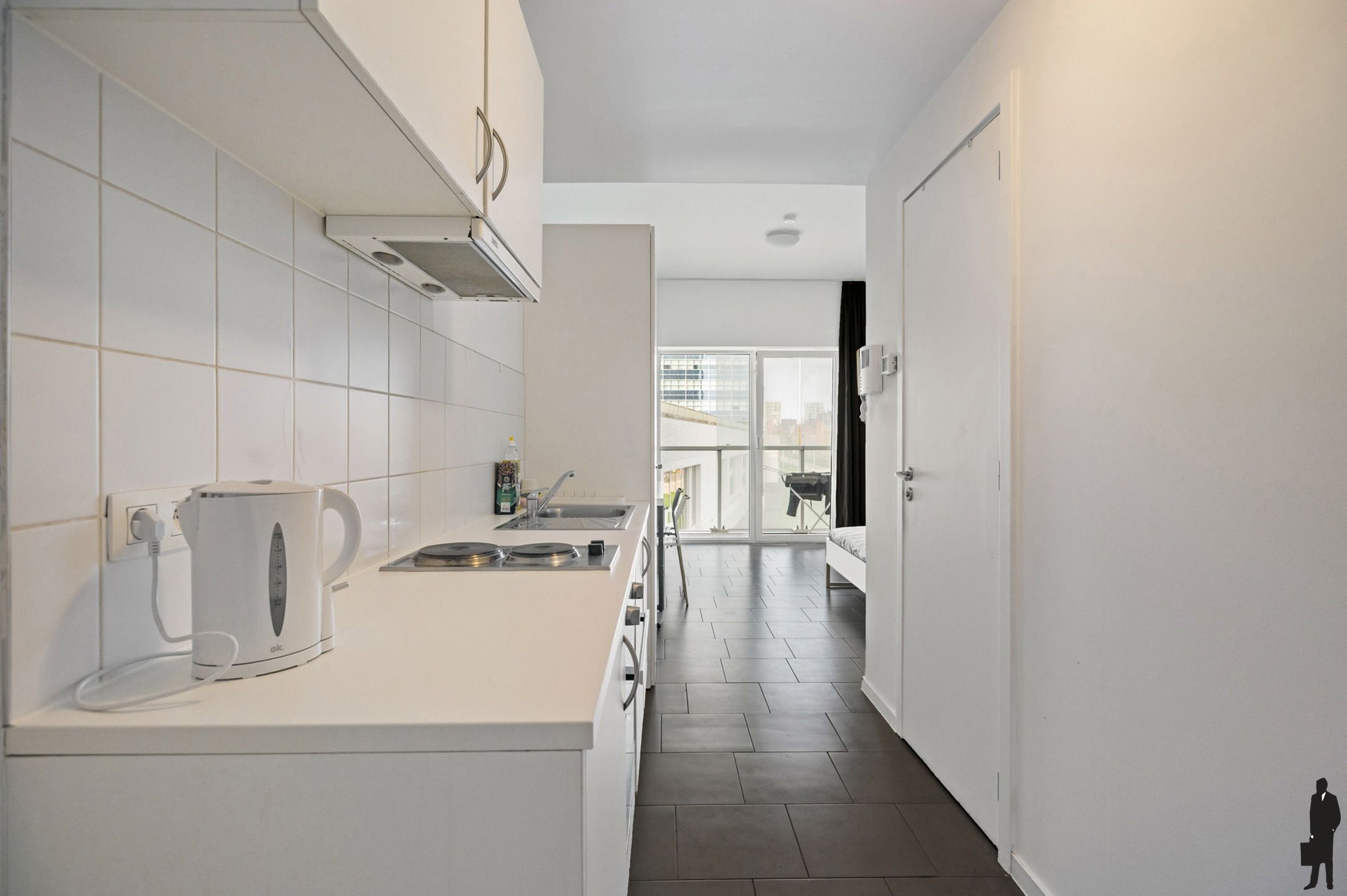 Compacte en lichtrijke studio op toplocatie in Antwerpen foto 2