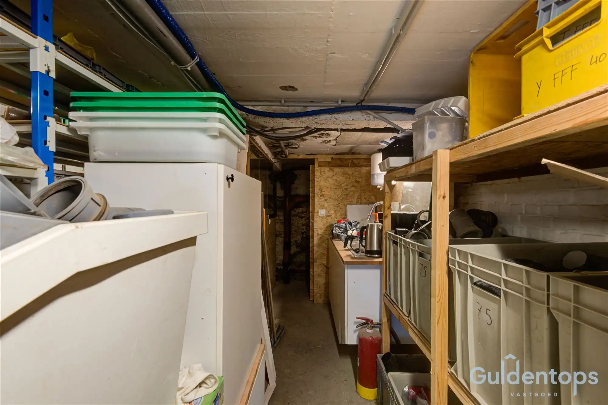 Knap gebouw bestaande uit 2 appartementen én magazijn foto 28