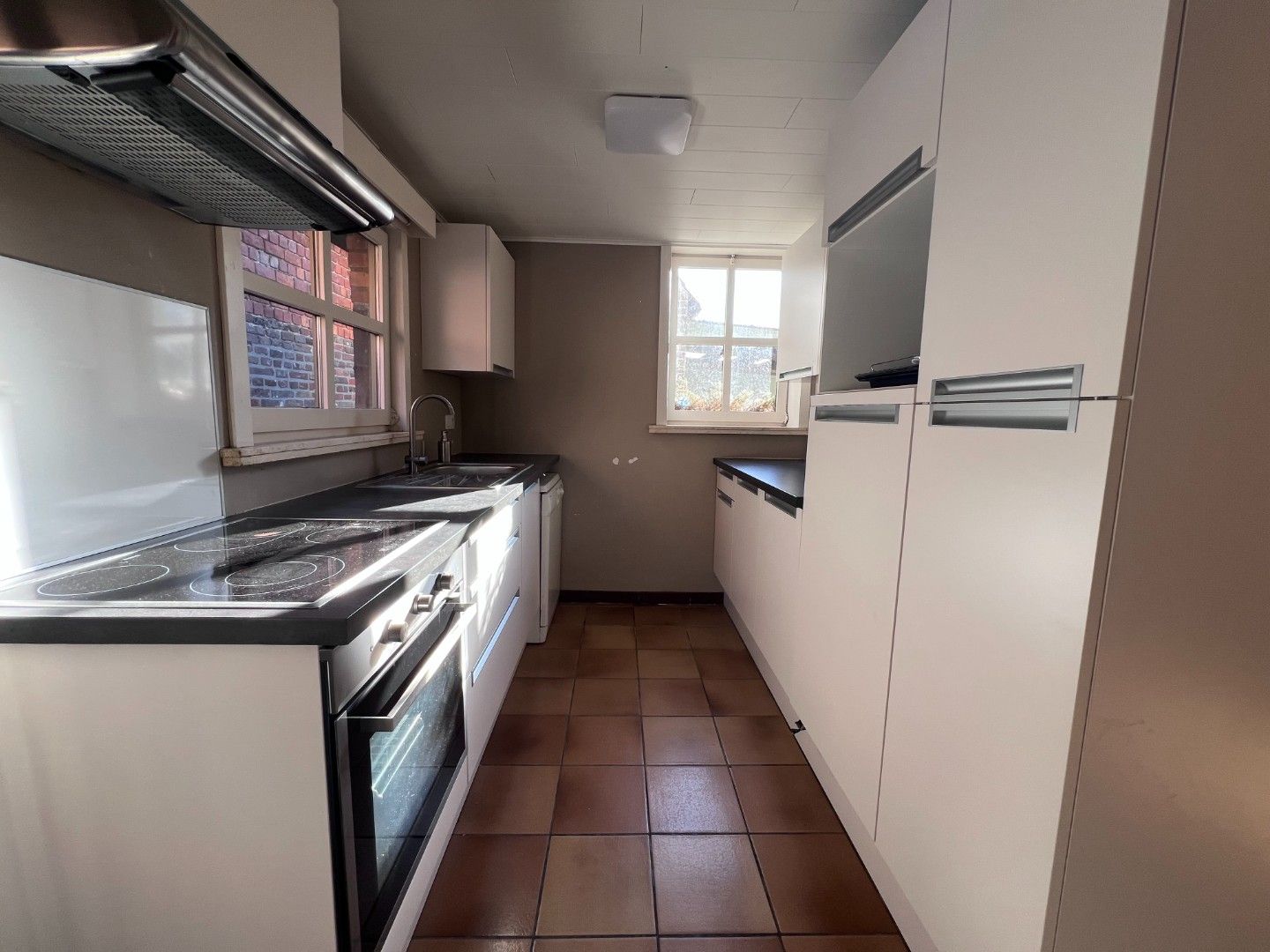 Charmante woning met drie slaapkamers te huur in Vinderhoute foto 5