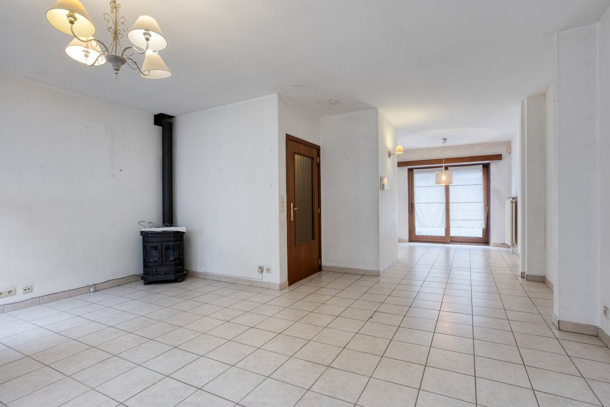 Op te frissen 2-gevelwoning met garage te koop in Vilvoorde foto 3