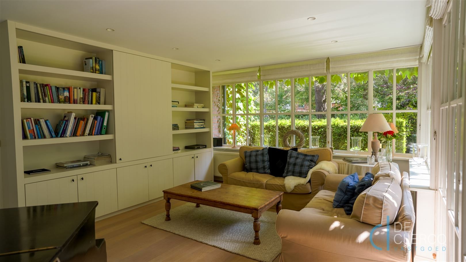 Karaktervolle villa op omvangrijk perceel te koop Lochristi! foto 7