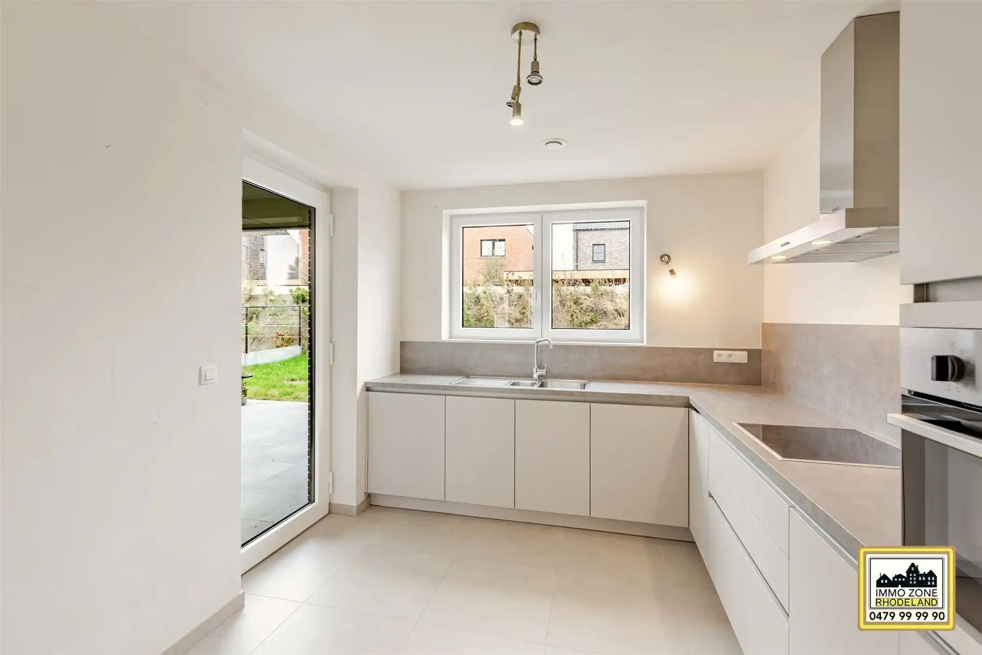 Moderne en energiezuinige woning met 3 slpks en tuin foto 11