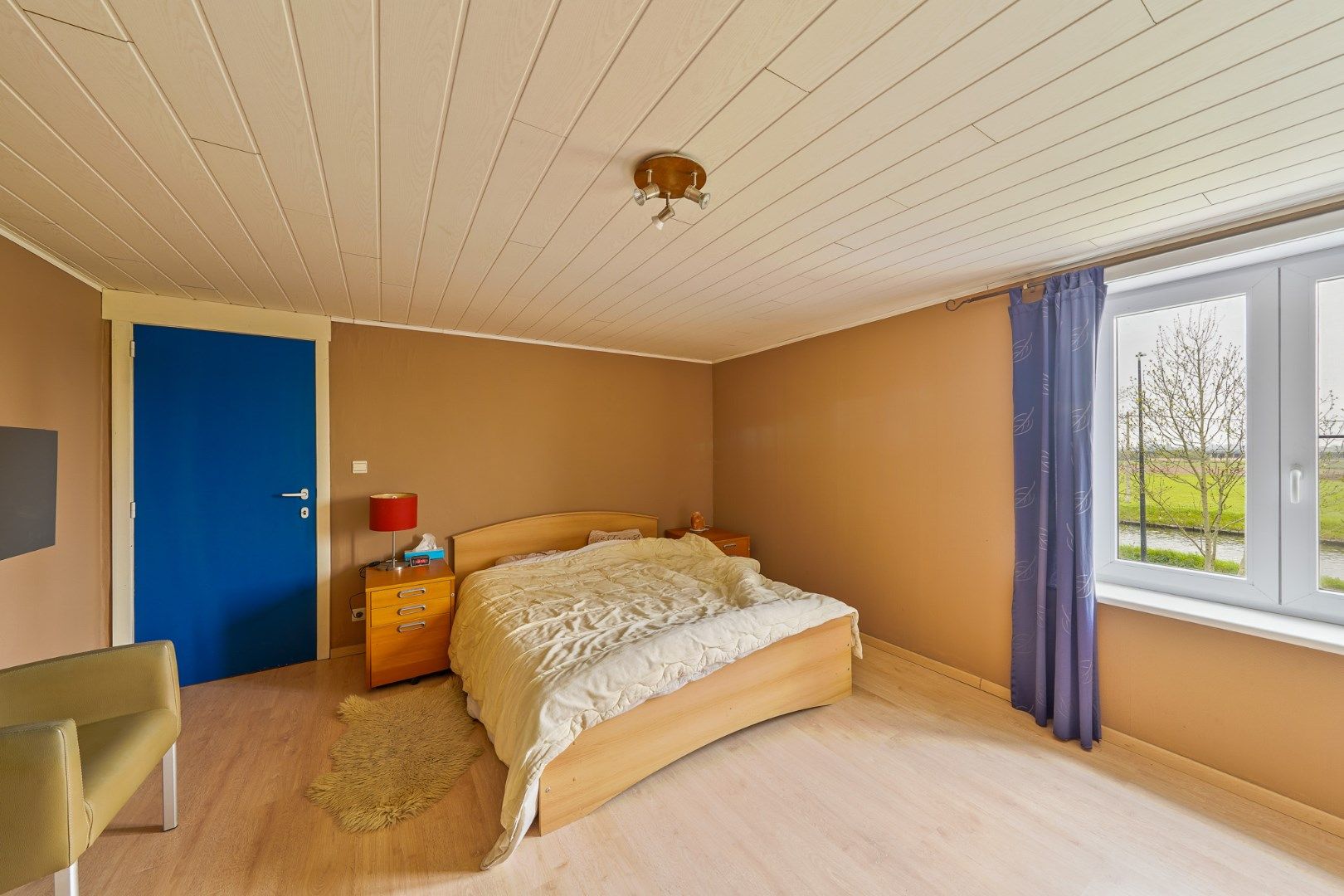 Unieke ruime woning langs het kanaal Plassendale - Nieuwpoort foto 14