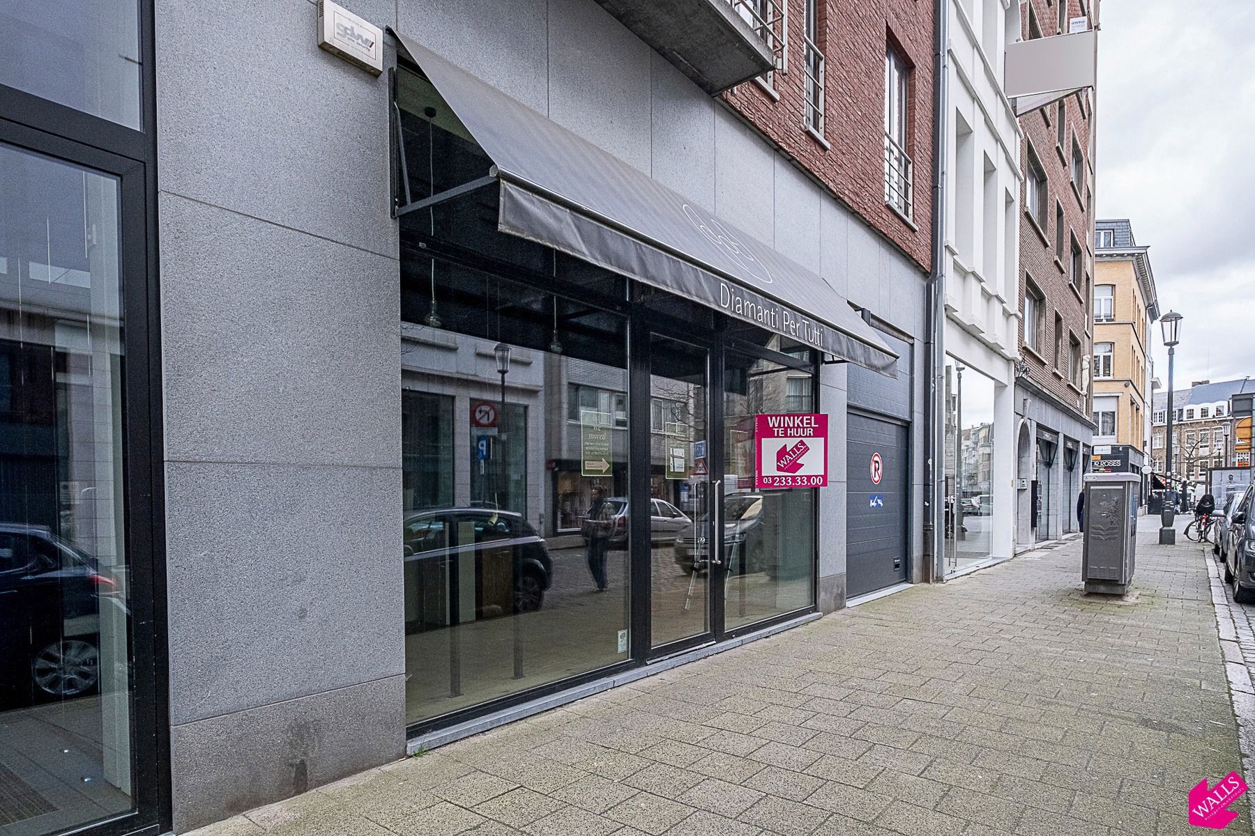 Mooie winkel tegenover ModeNatie foto 8