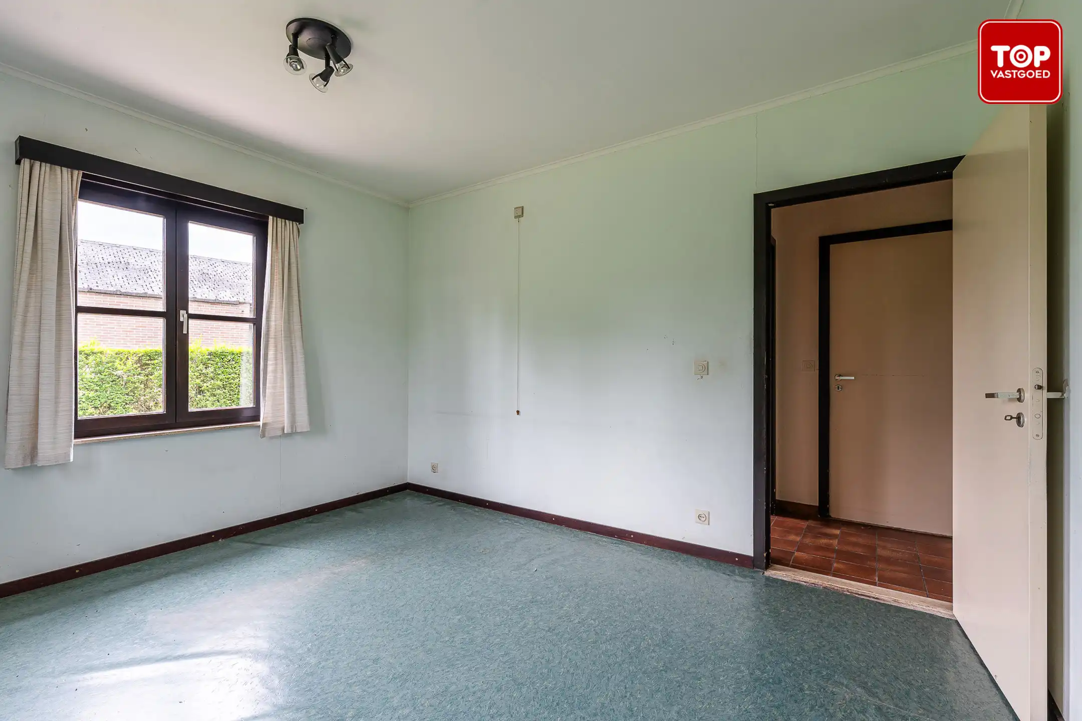 Charmante hoeve met karakter op een toplocatie in Drongen foto 12