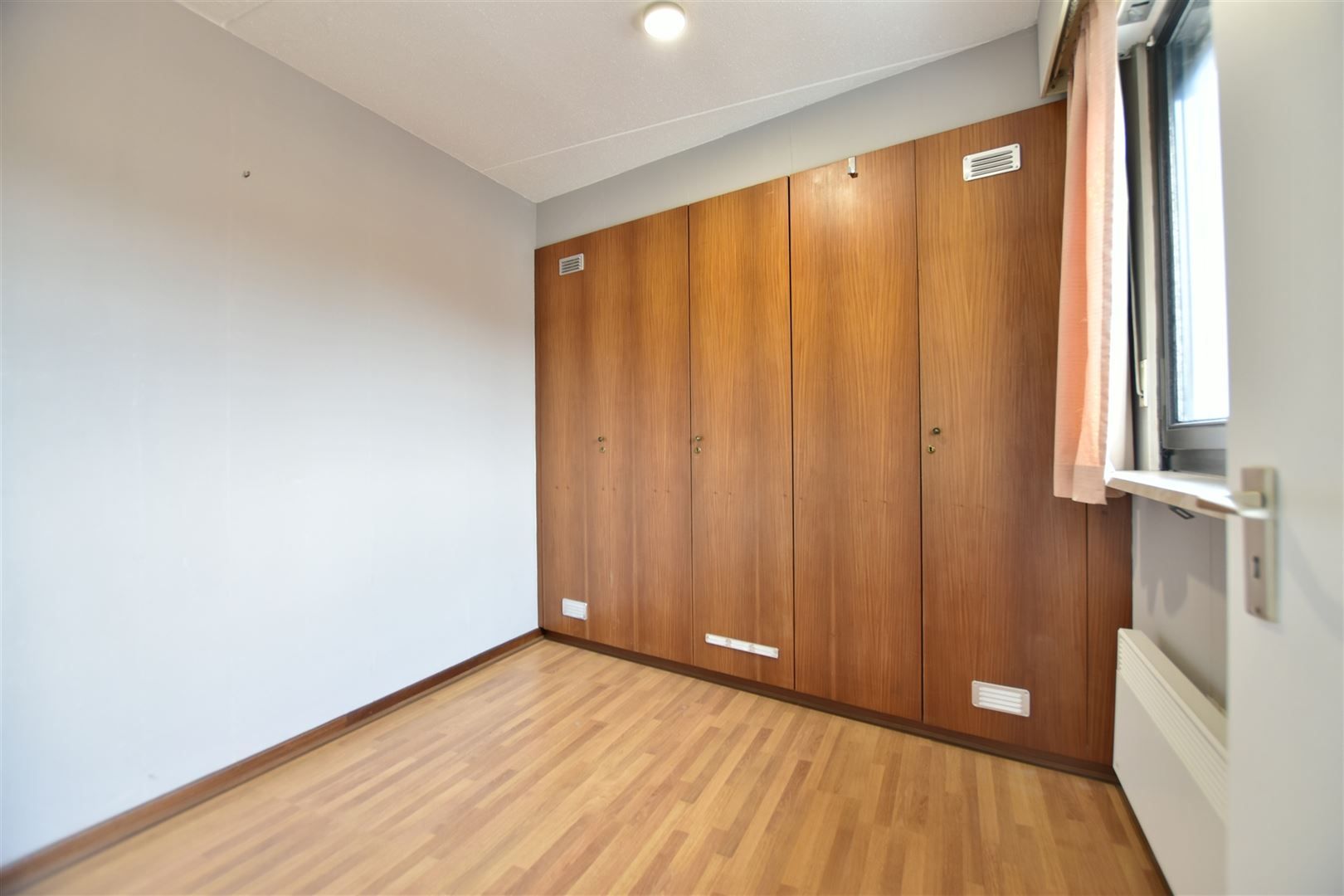 Instapklaar, recent vernieuwd appartement in Sint-Gillis (Dendermonde) foto 10