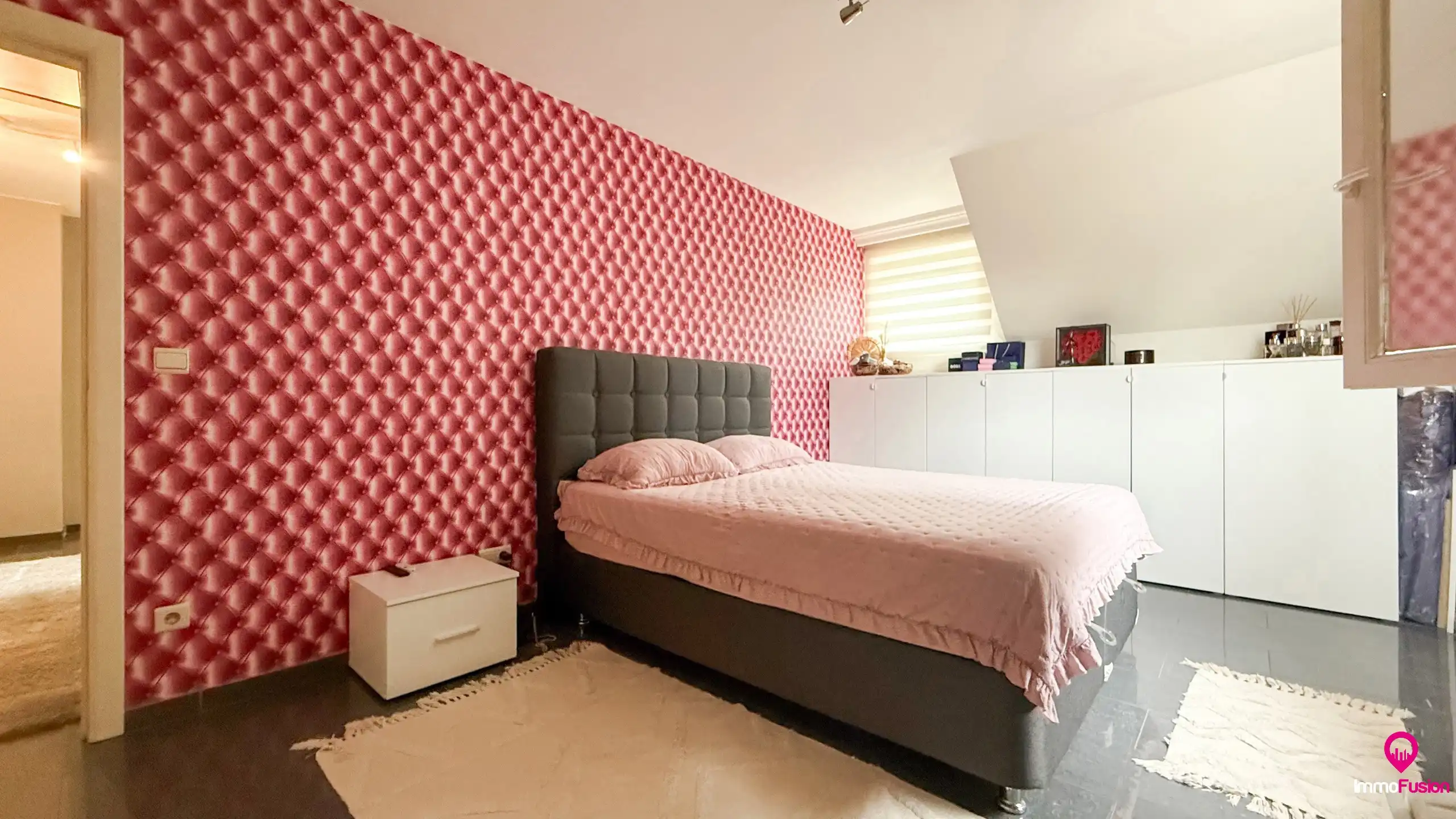 Instapklare woning met 3 slpks, tuin en garage in Lillo! foto 26