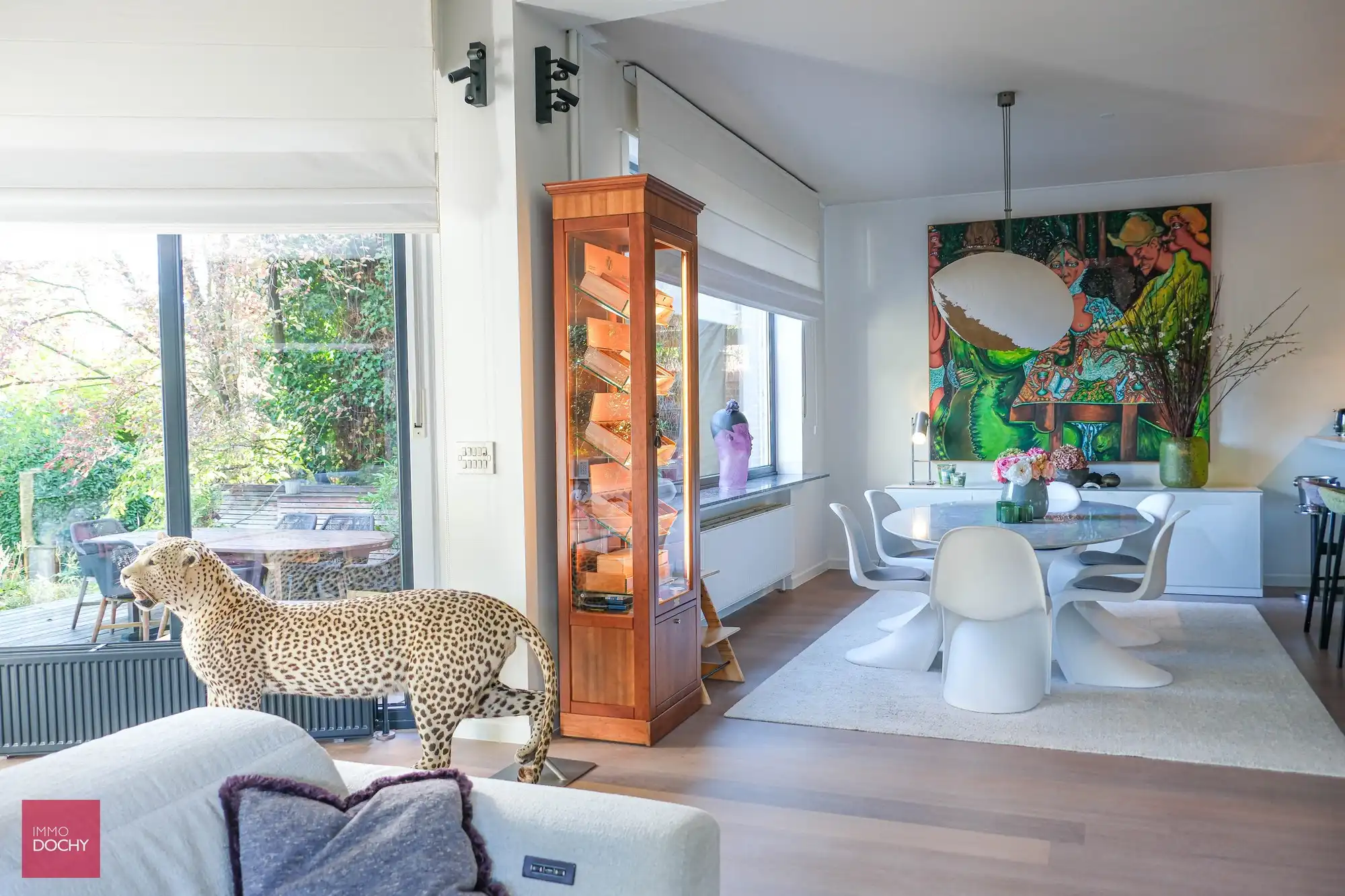 Prachtige loft met tuin en waterpartij centrum Kortrijk foto 19