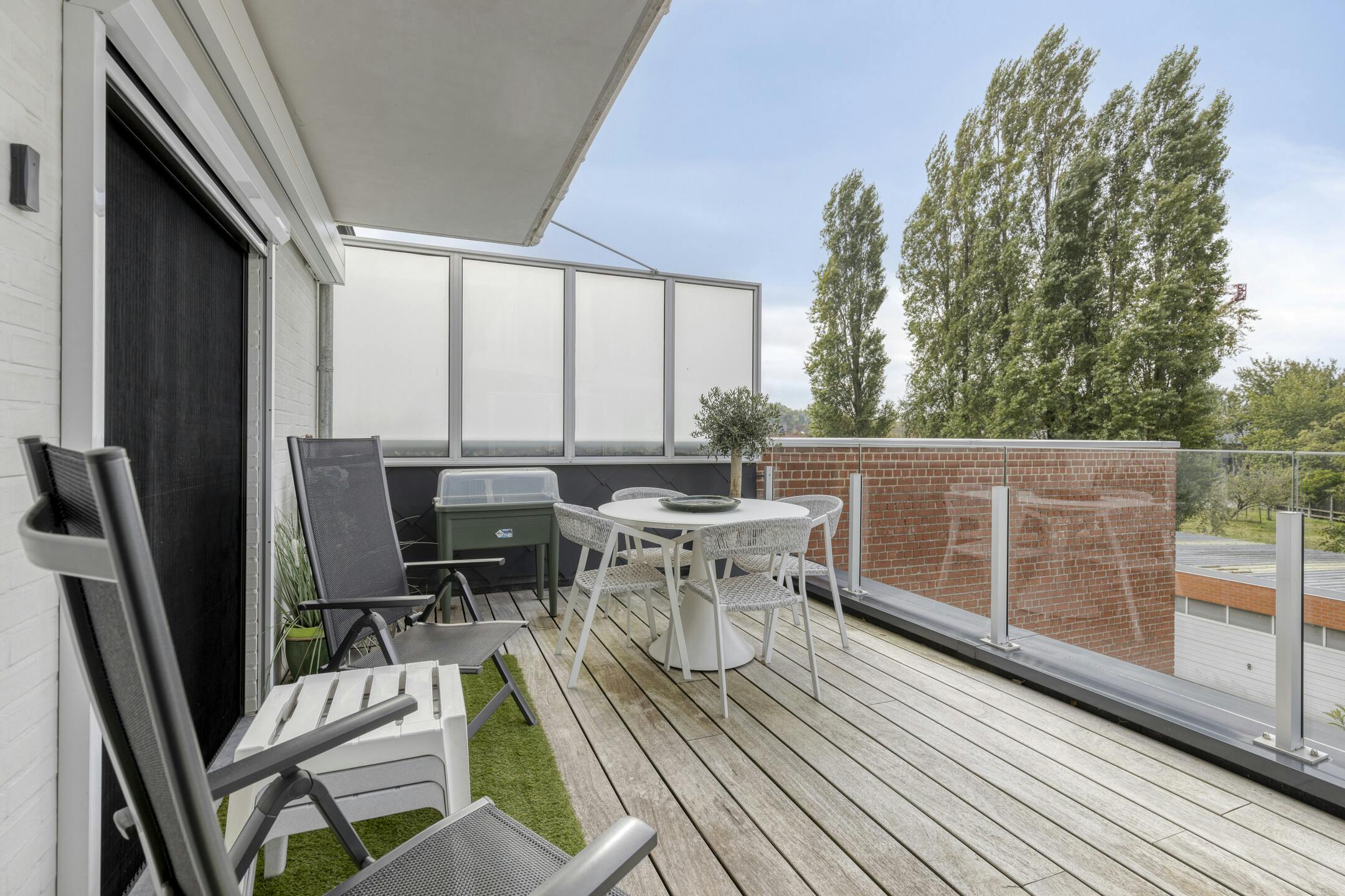 Instapklaar appartement met ruim terras in Koksijde dorp foto 5