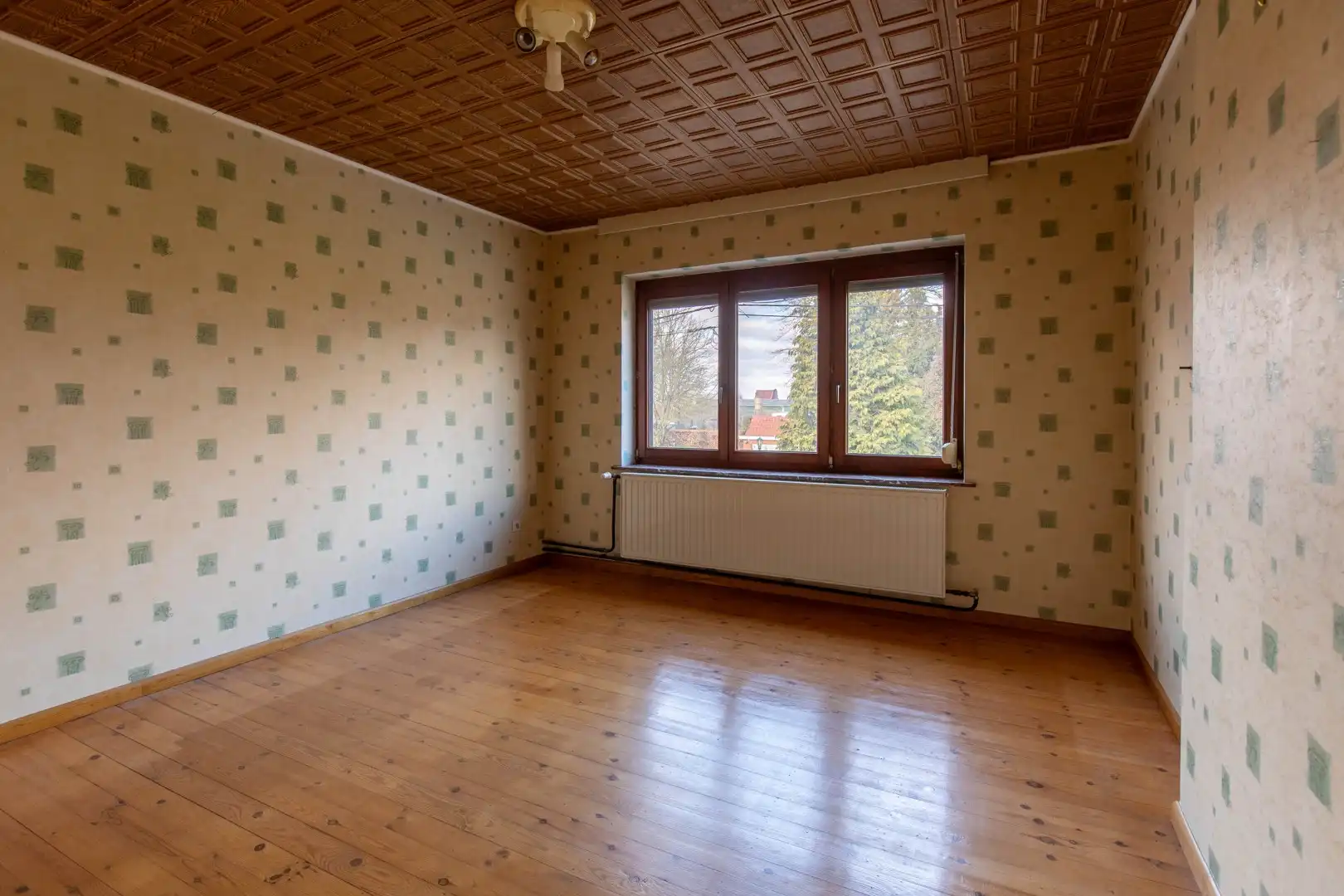 Rustig gelegen woning met 4 slaapkamers foto 17