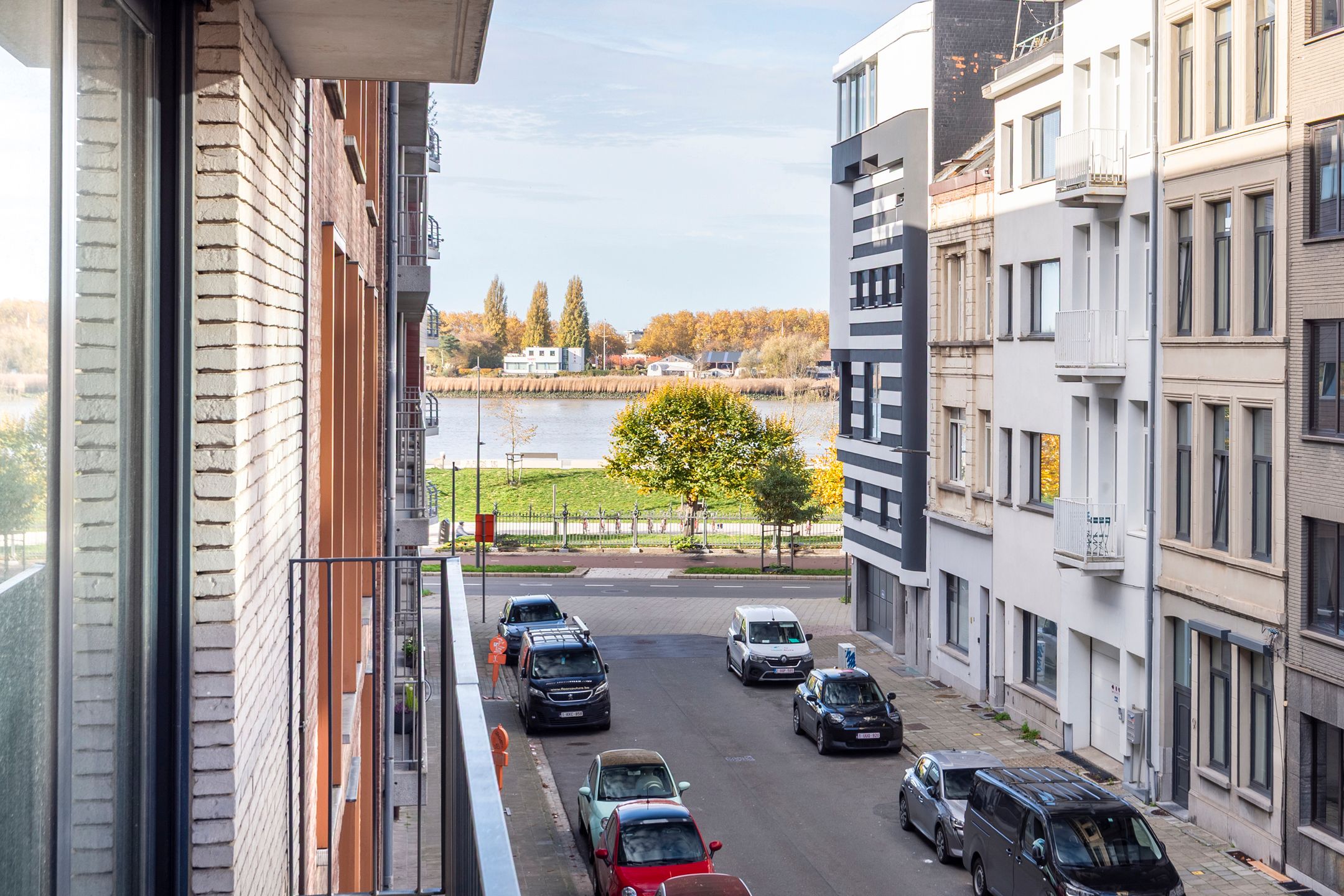 stijlvol wonen tussen de Kloosterstraat en de Scheldekaaien foto 2