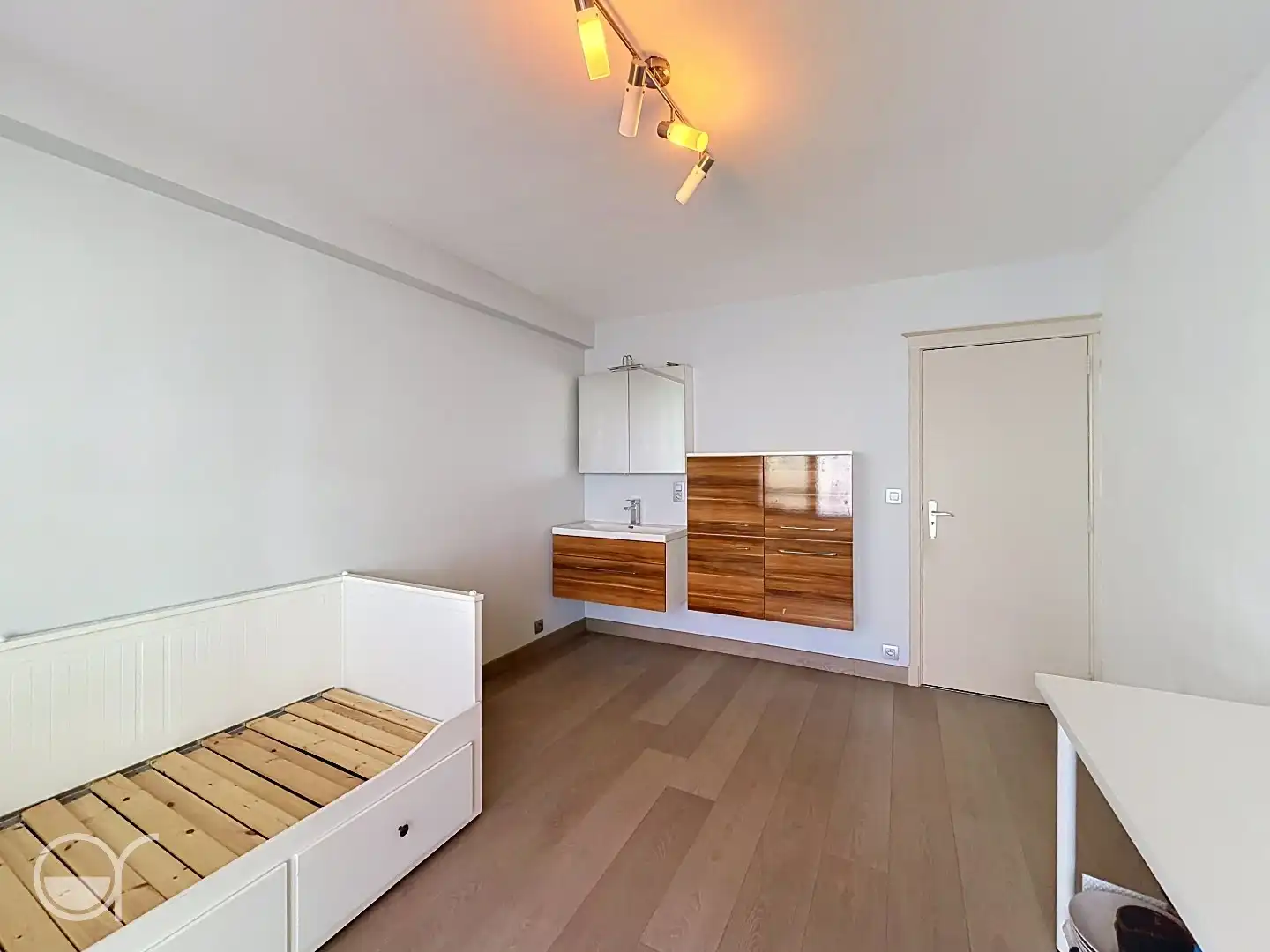 Twee slaapkamer appartement vlakbij het Zuidpark foto 7