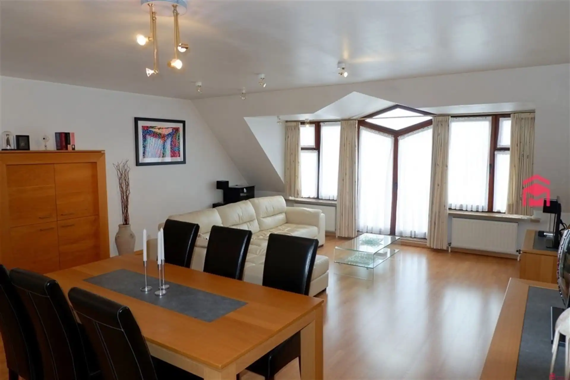 Duplex-appartement met 2 terrassen in centrum Kuurne foto 2