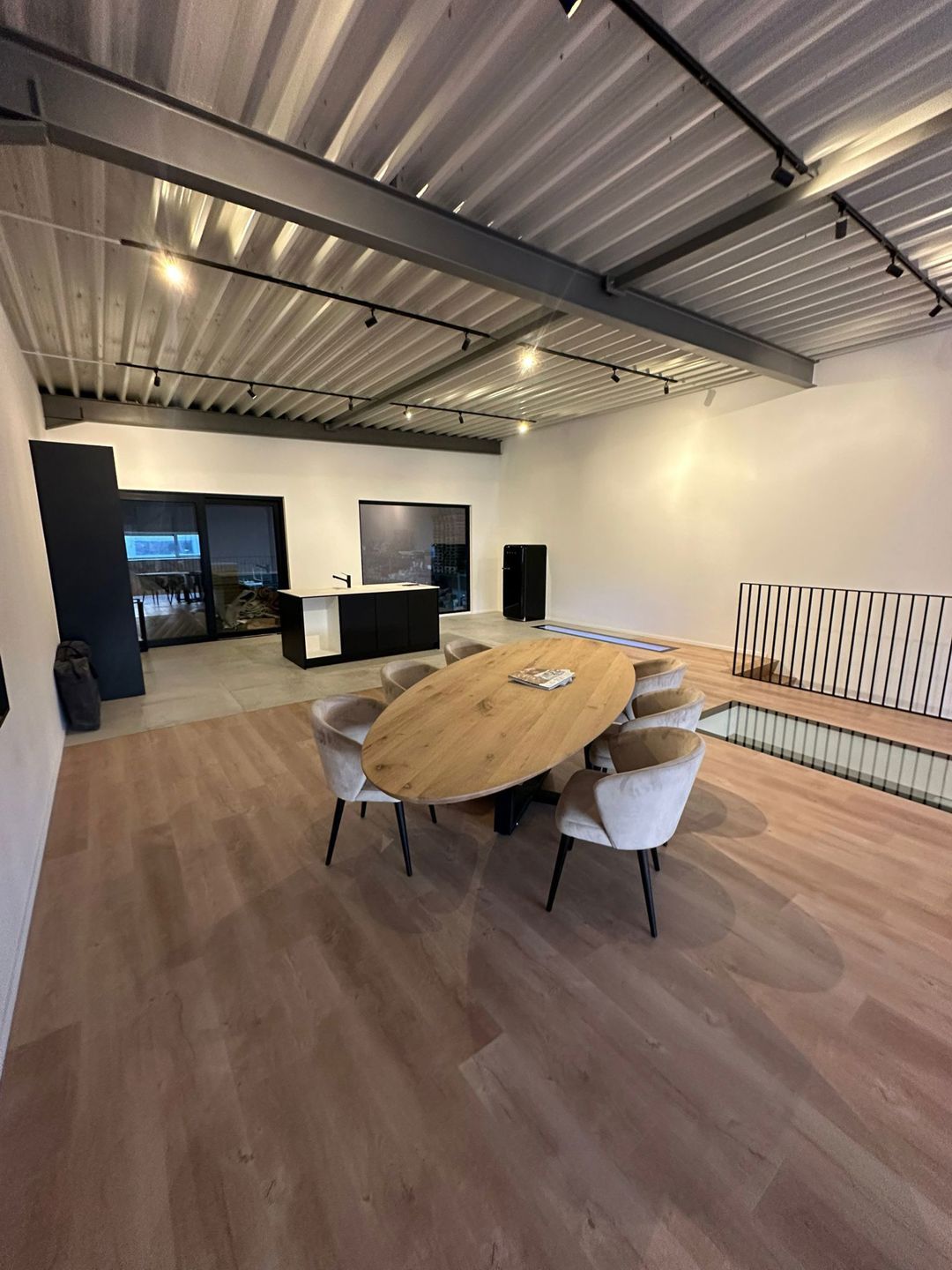 Bedrijfsvastgoed te koop foto 12