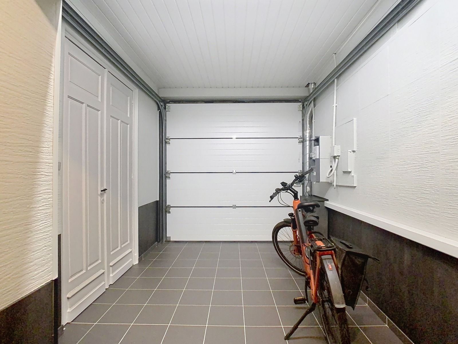 Instapklare woning met authentieke charme in hartje Aalst! foto 17