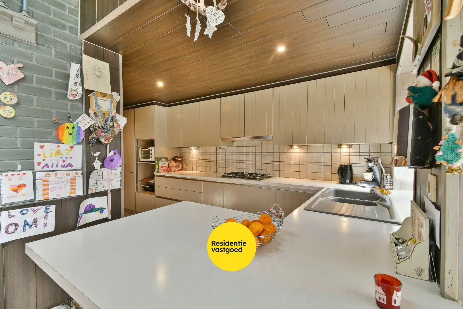 Woning met drie slaapkamers, garage en zonnige tuin foto 10
