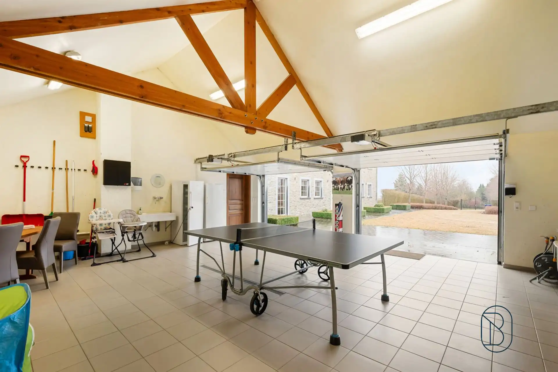 Topgelegen prachtige vakantiewoning met binnenzwembad foto 33