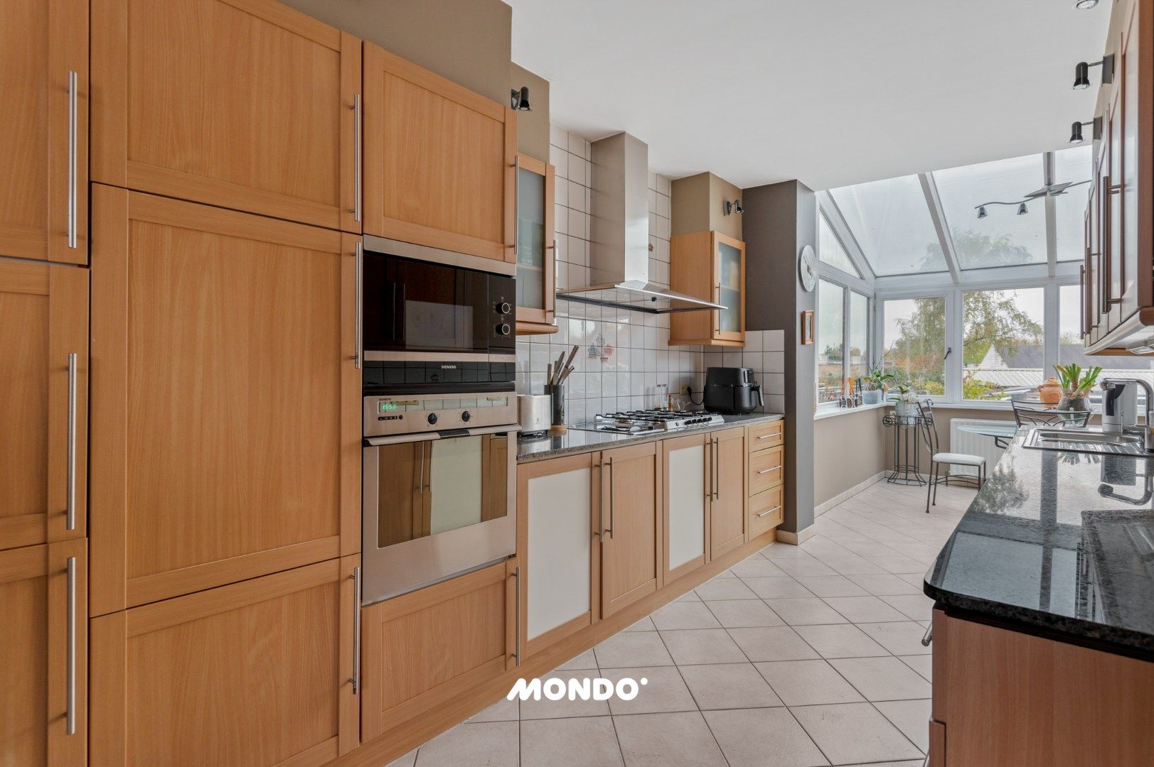 Combinatie van handel en wonen in centraal gelegen pand foto 14