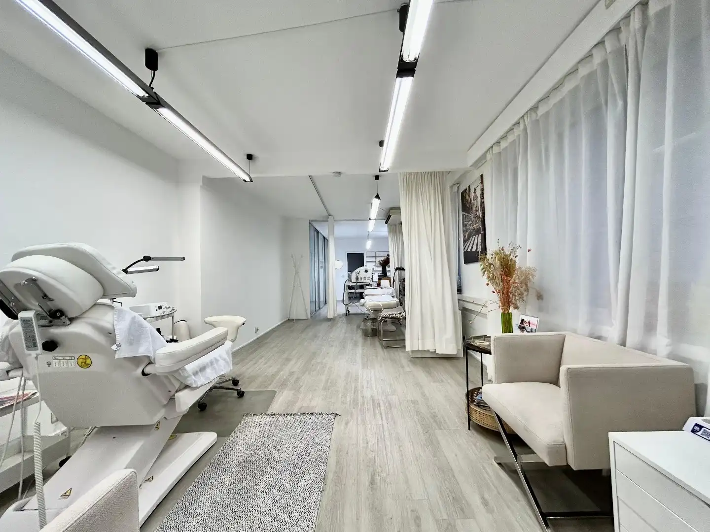 Handelsruimte te huur  foto 5