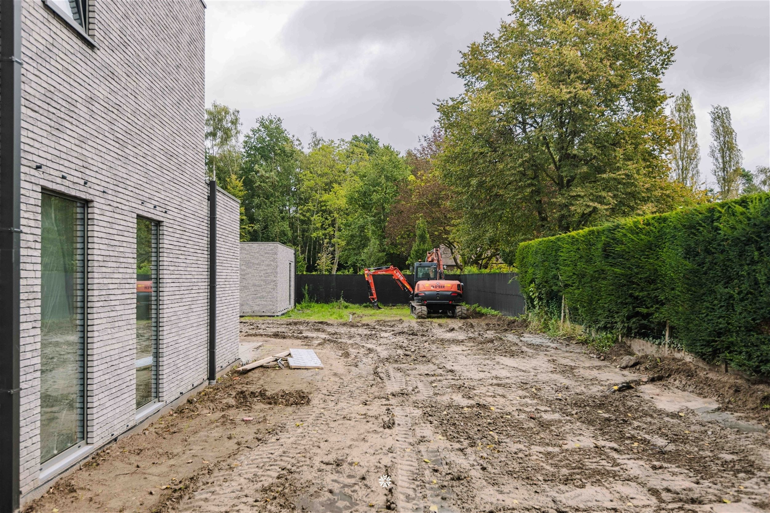 Hoogwaardig afgewerkte koppelvilla in de groene rand van Sint-Niklaas foto 15