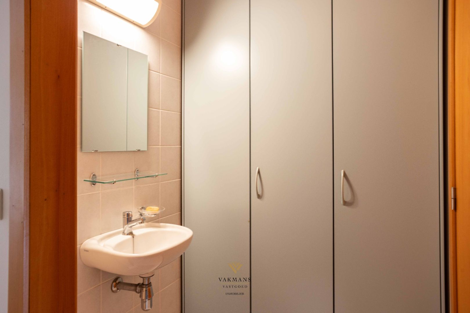 Pal in het centrum met 2 slaapkamers en garage foto 6