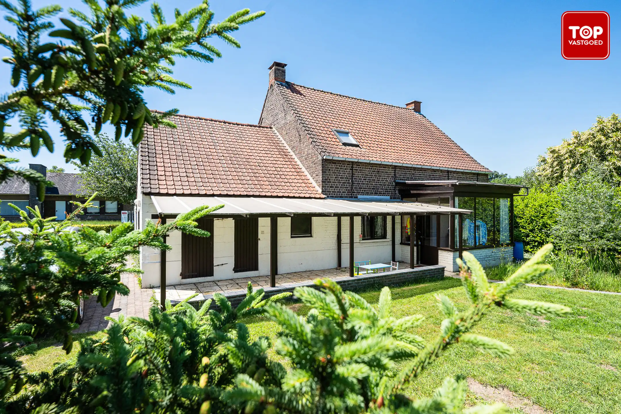 Uitzonderlijk gelegen perceel met totaal te renoveren of herop te bouwen woning.  foto 22