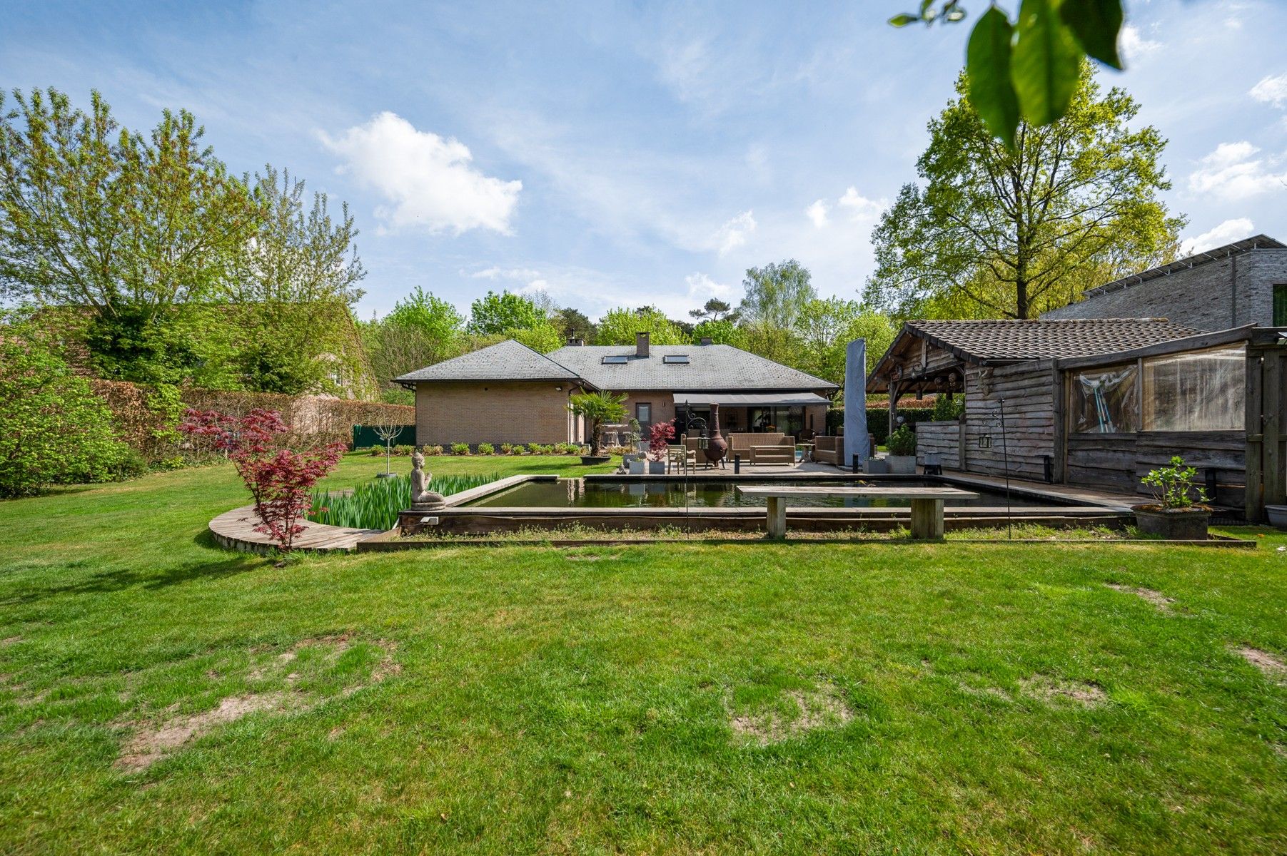 Laagbouwvilla op 2.027 m² met ideale oriëntatie foto 4