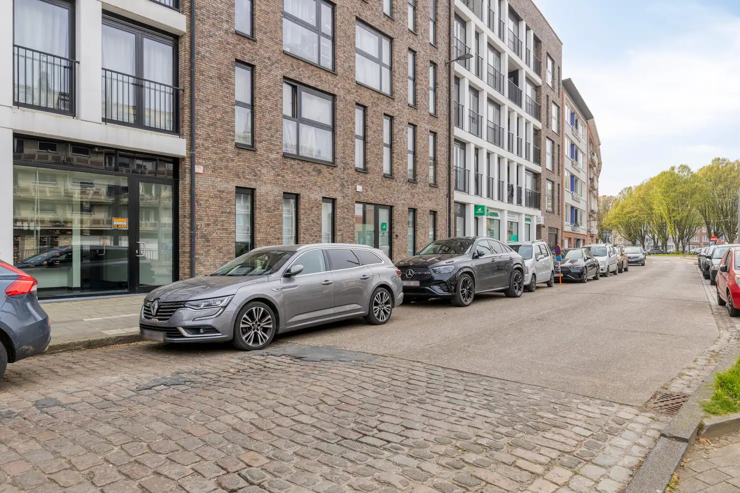 Prachtig dakappartement (140m2) vlakbij Boekenberg Park met 2 slks, 2 grote terrassen en ruim garage! foto 4