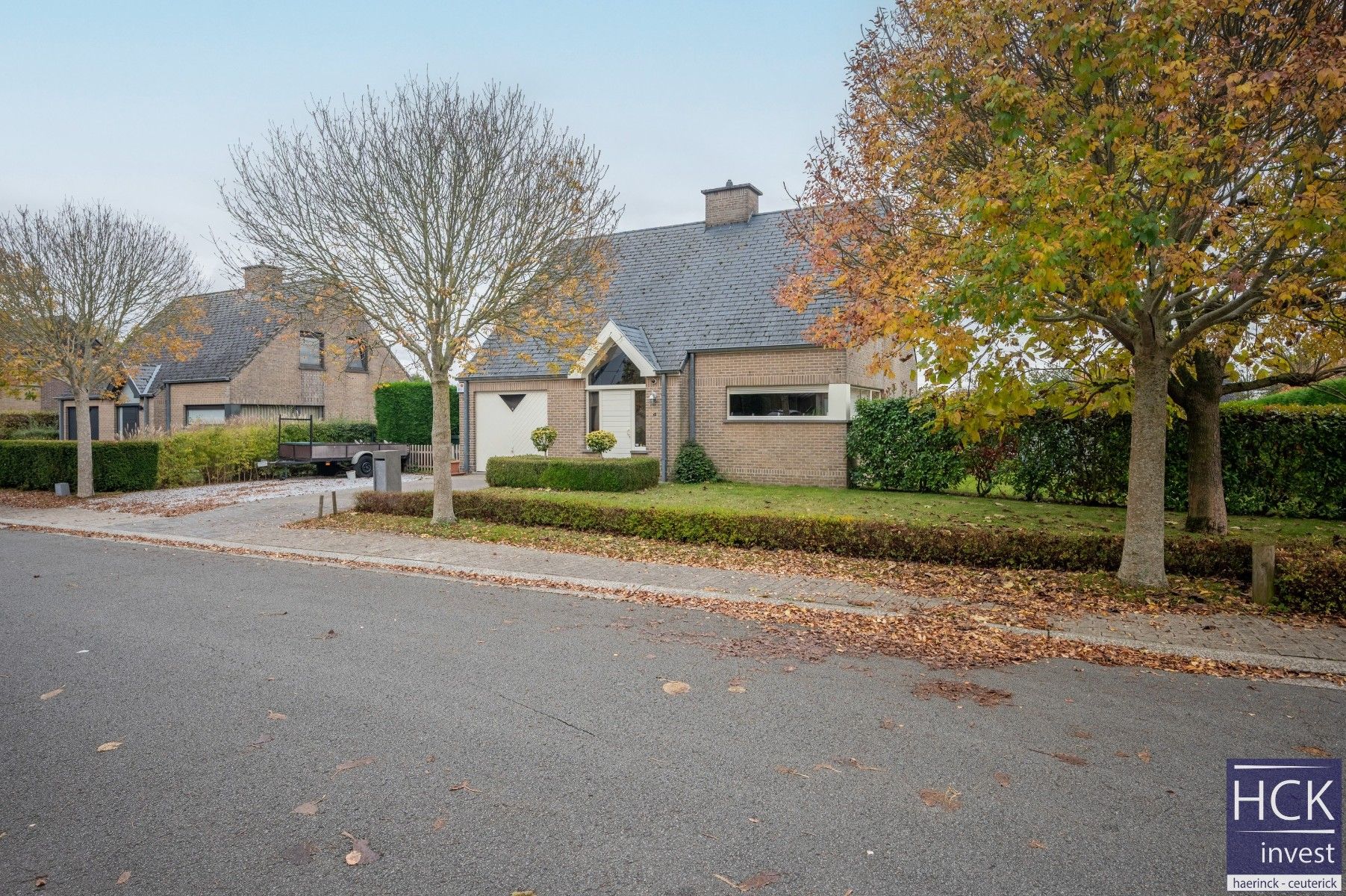 KRUISHOUTEM - Instapklare woning met 3 SLPK. op rustige ligging foto {{pictureIndex}}