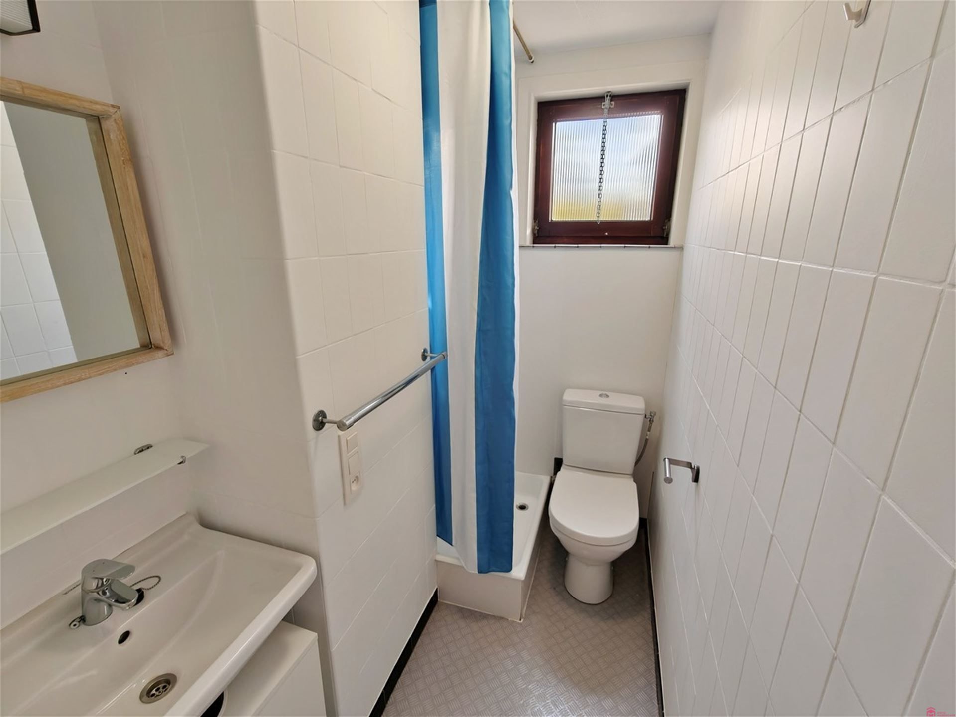 Dakappartement met heel aangenaam terras foto 9