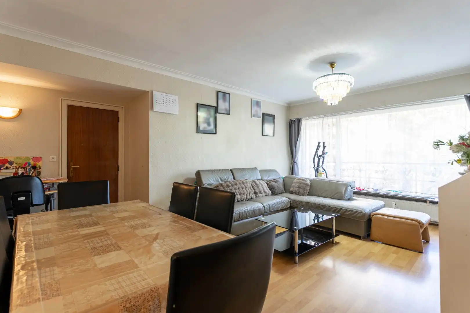 Appartement met 2 slaapkamers, terras en kelder te Anderlecht foto 4