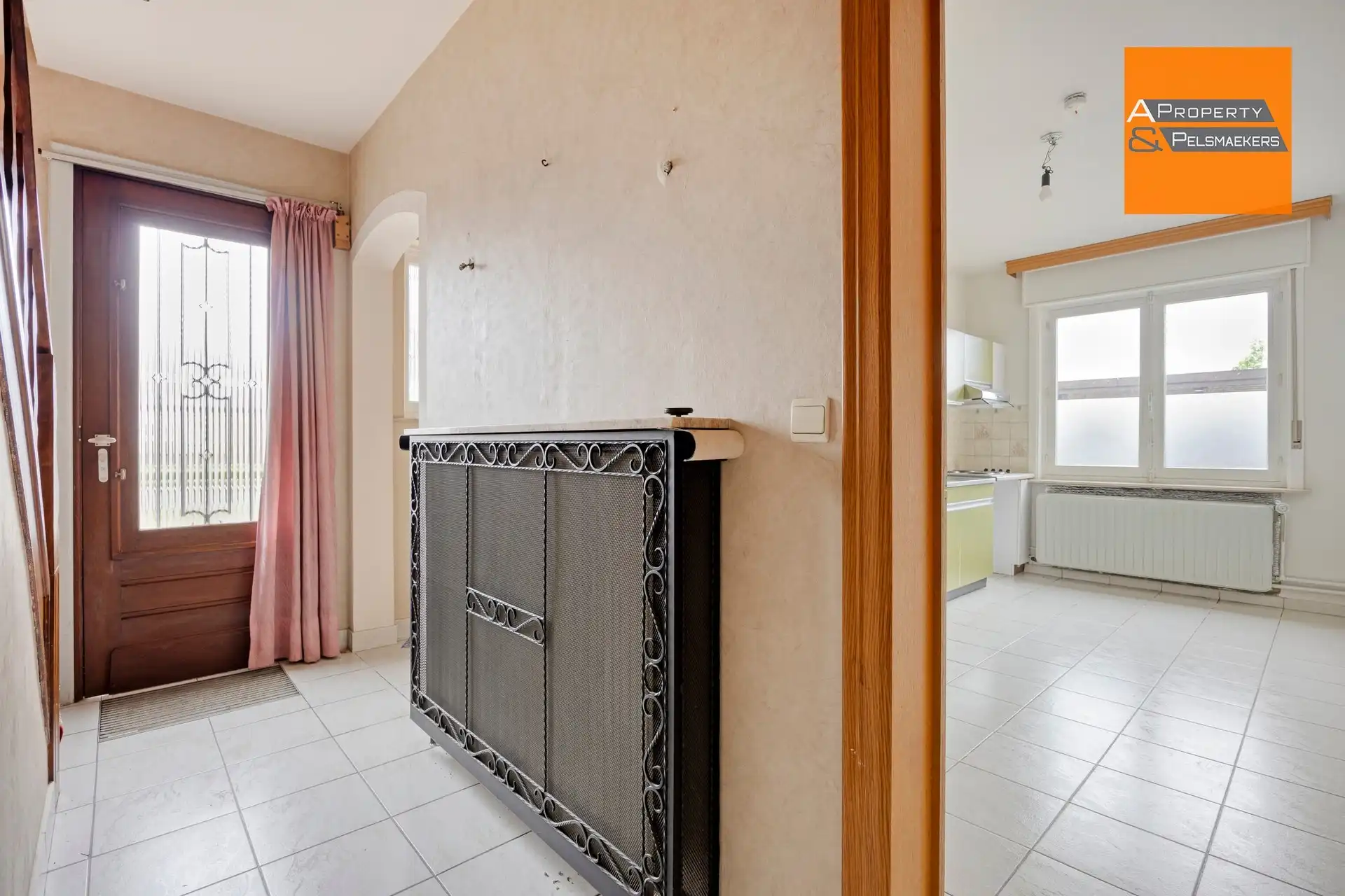 Kleine opbrengsteigendom met 2 appartementen te renoveren foto 7