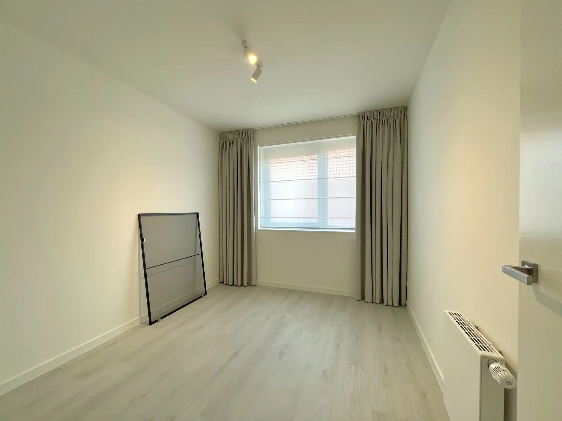 ENERGIEZUINIGE WONING | 3 SLAAPKAMERS | TUIN | PARKING foto 21