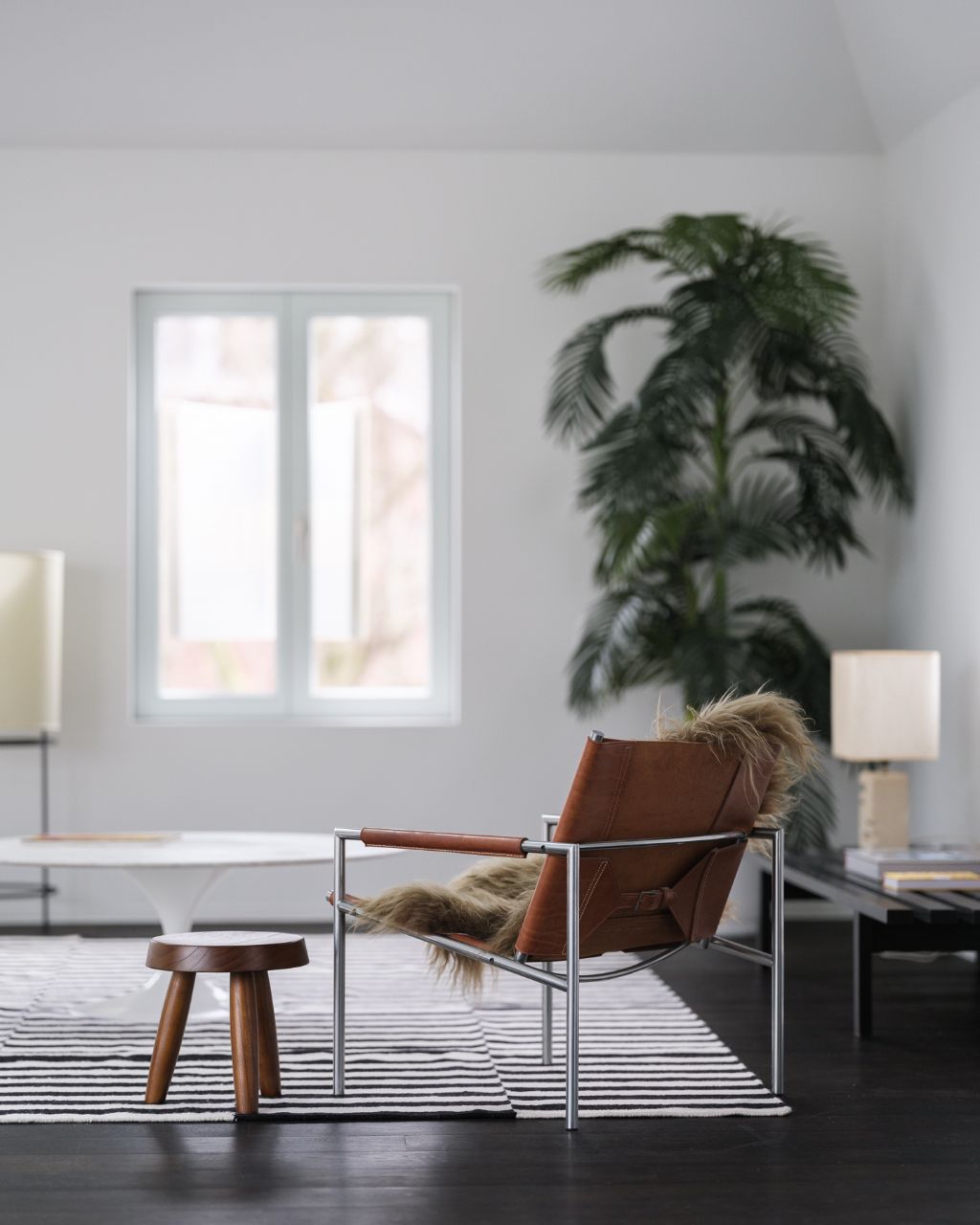 Penthouse gelegen op de tweede verdieping van een reconversie van een herenwoning naar kantoor en 2 appartementen. (2016, Element Architecten). foto 14