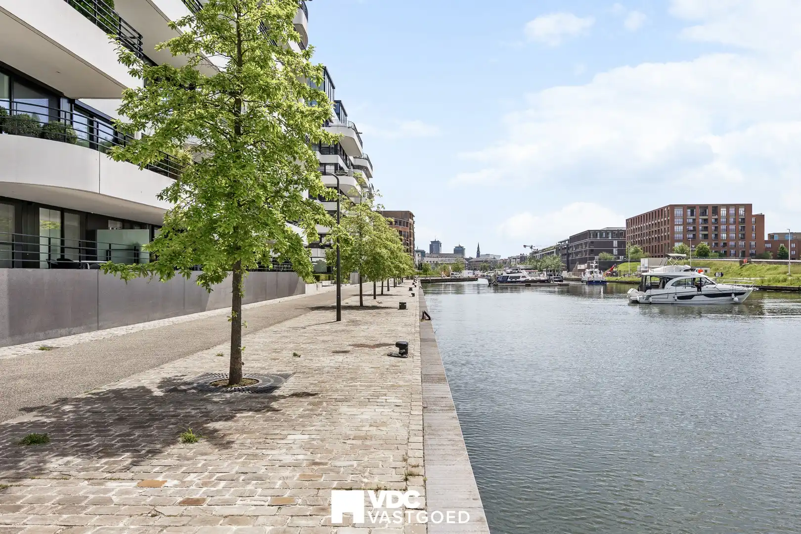 Exclusief duplex-penthouse met panoramisch zwembad – Zuidzicht Hasselt foto 2