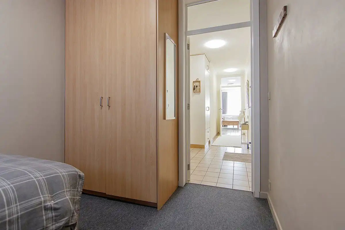 Verzorgd appartement met 2 slaapkamers,  groot terras en lift foto 25
