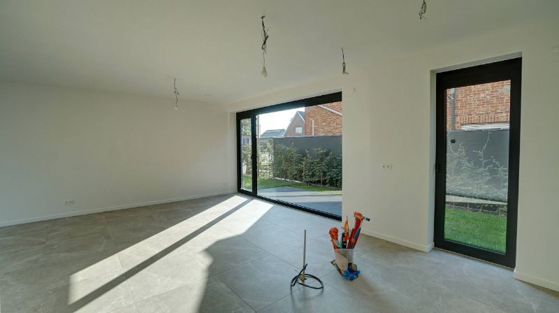 Instapklare duplex-woonst met aparte inkomhal en met privé tuintje met 2 terrassen foto 24