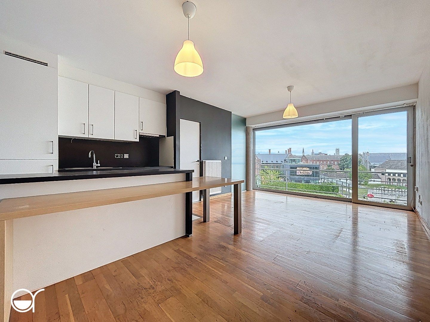  1-slaapkamerappartement op toplocatie foto 6