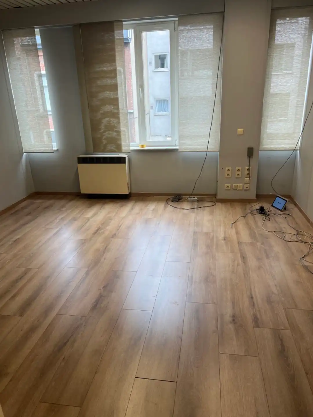 Kantoor 300 m² met optioneel magazijn, Lange Lozanastraat   foto 3