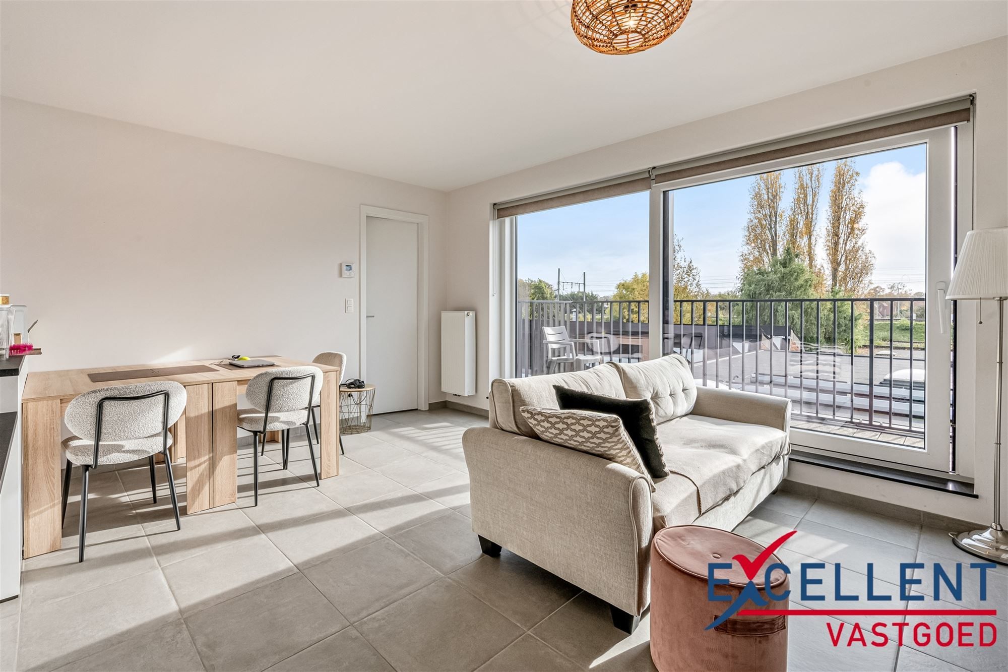 Energiezuinig appartement te koop Deinze foto {{pictureIndex}}