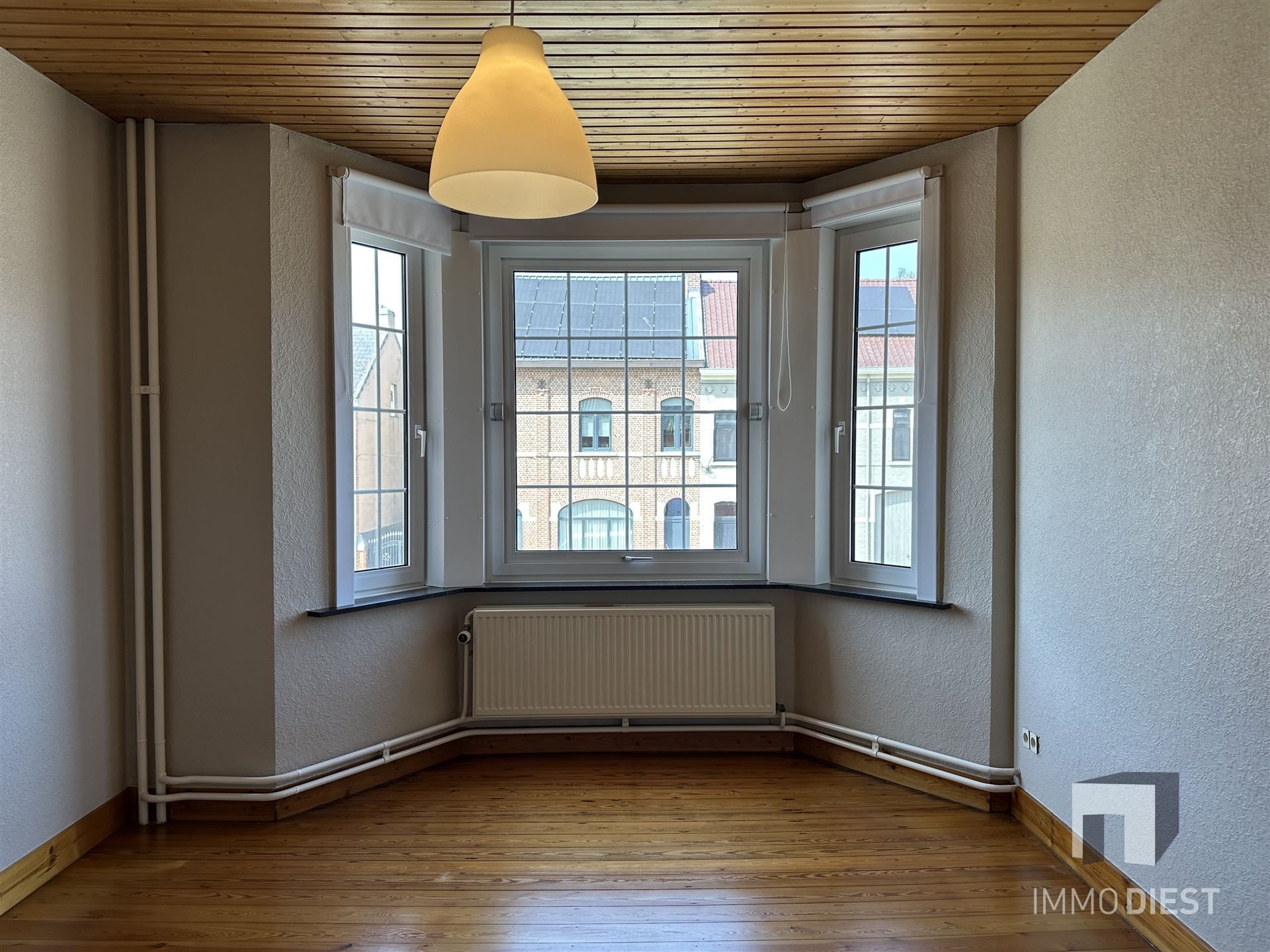 Knappe woning met 3 ruime slaapkamers en mooie tuin - instapklaar foto 36