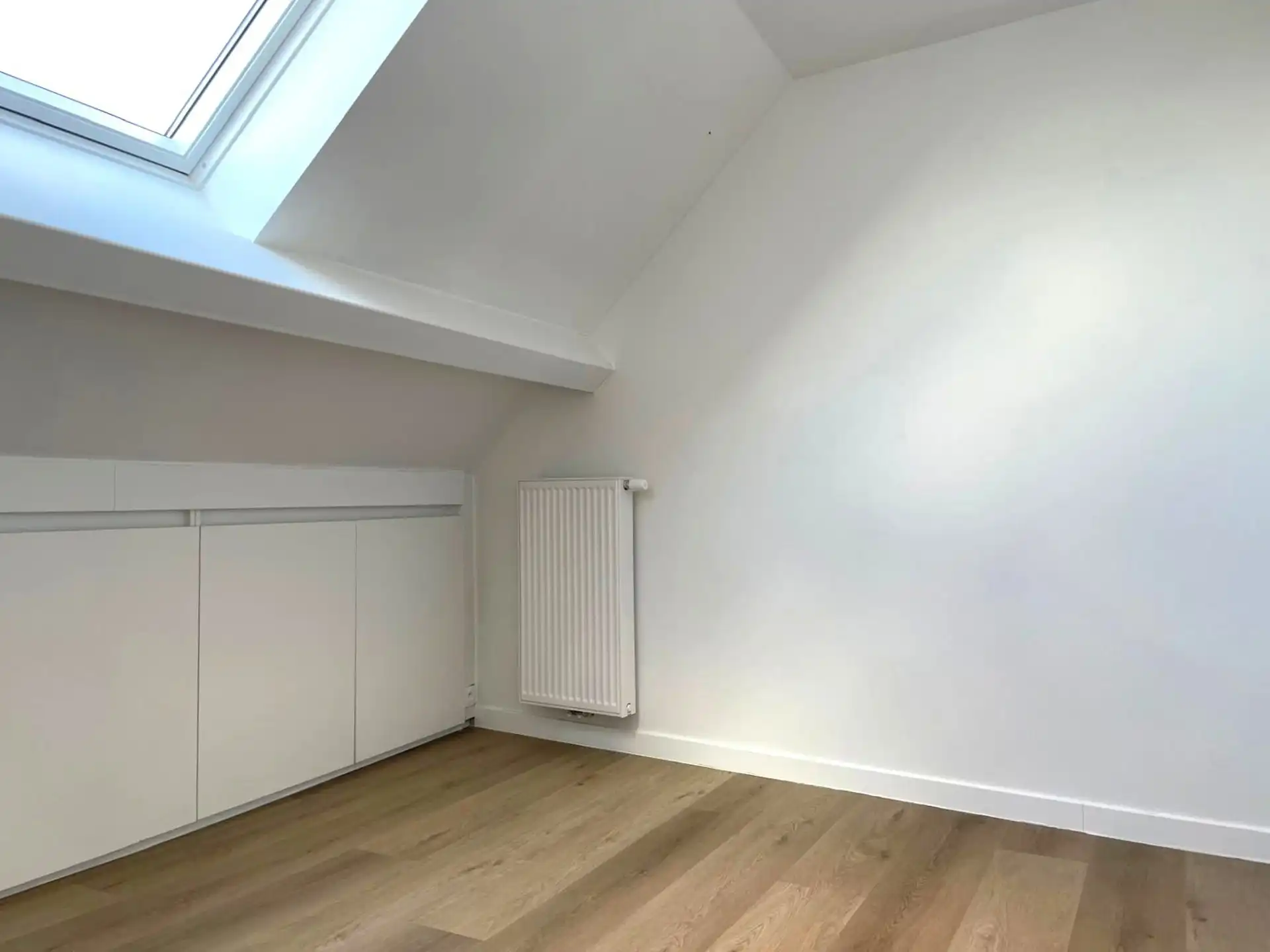 Volledig vernieuwd appartement met 3 slaapkamers foto 9