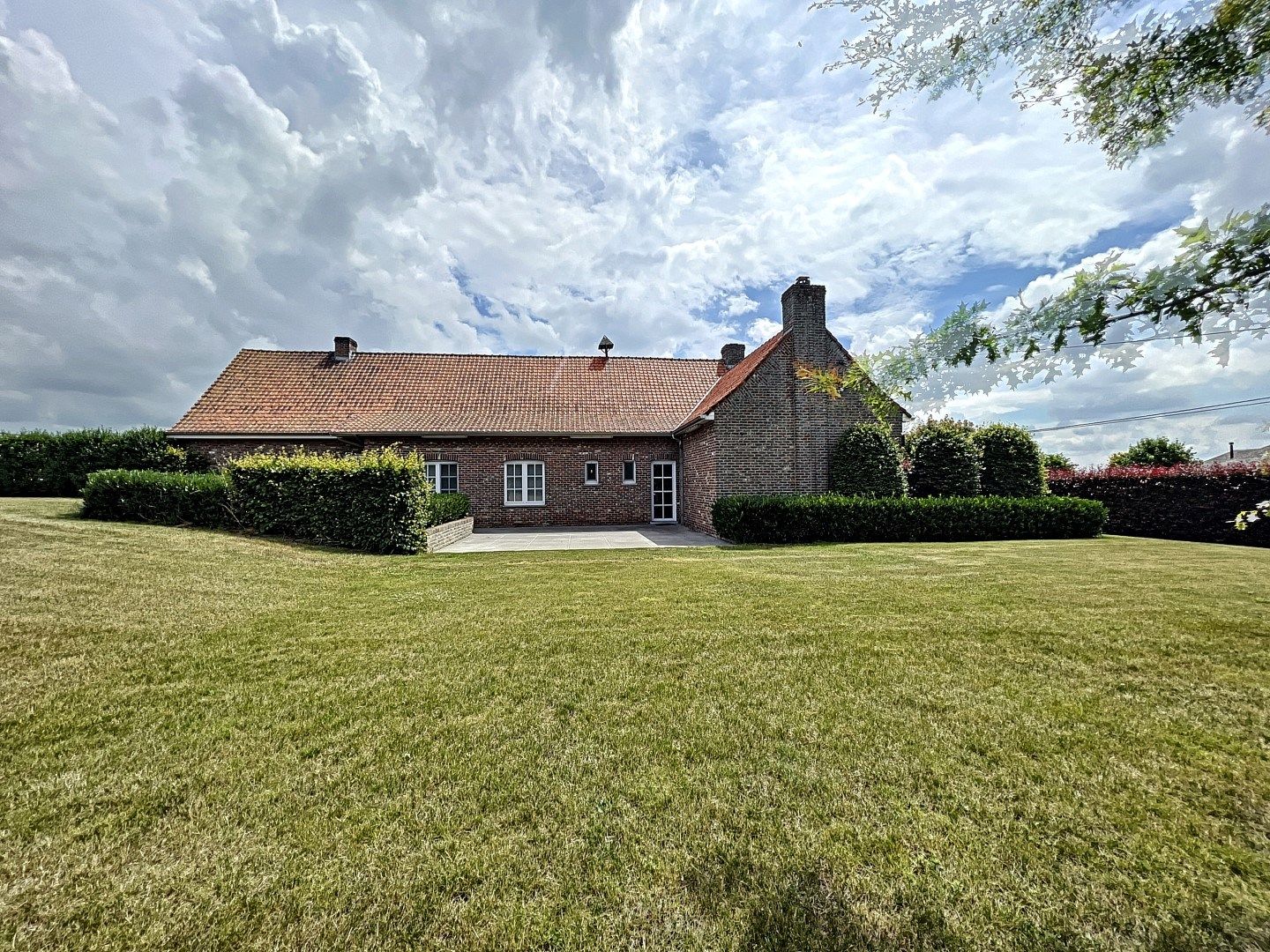 Ruime, alleenstaande woning met grote tuin te Staden foto 16