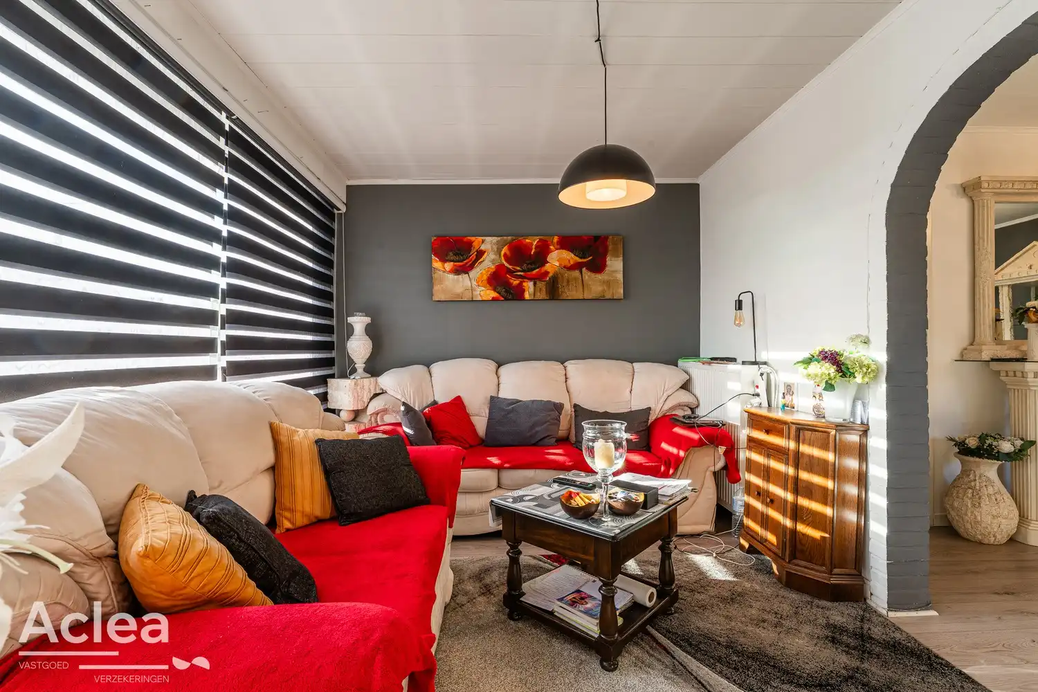 Halfopen woning met 3 slaapkamers, garage en leuke tuin in Sleidinge foto 7